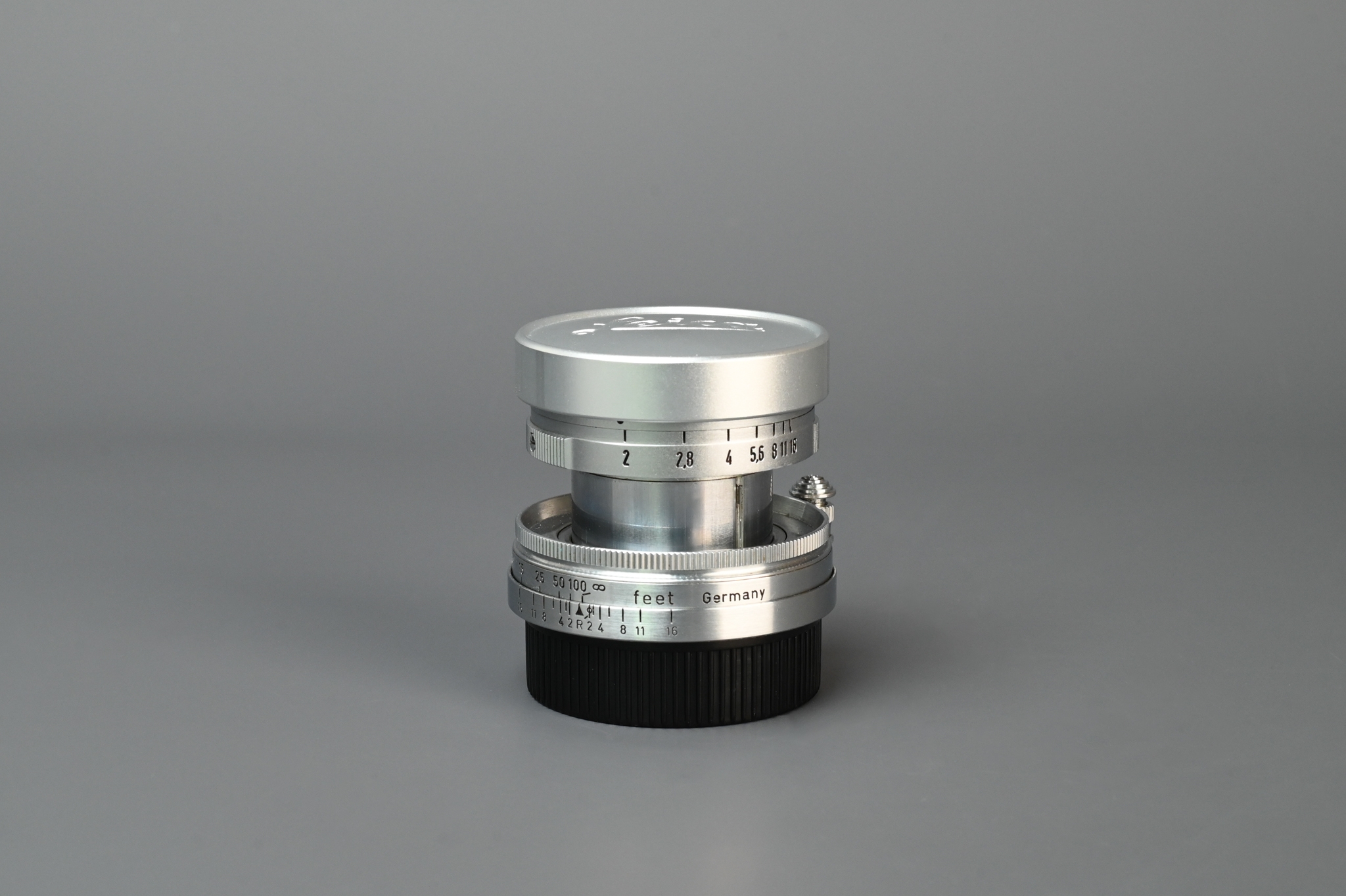 Picture of Leica Summicron 5cm f/2 LTM Screw Radioactive