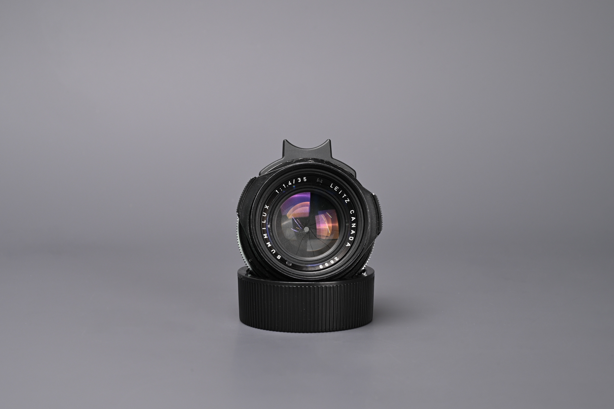 Picture of Leica Summilux 35mm f/1.4 Pre-ASPH Canada Black