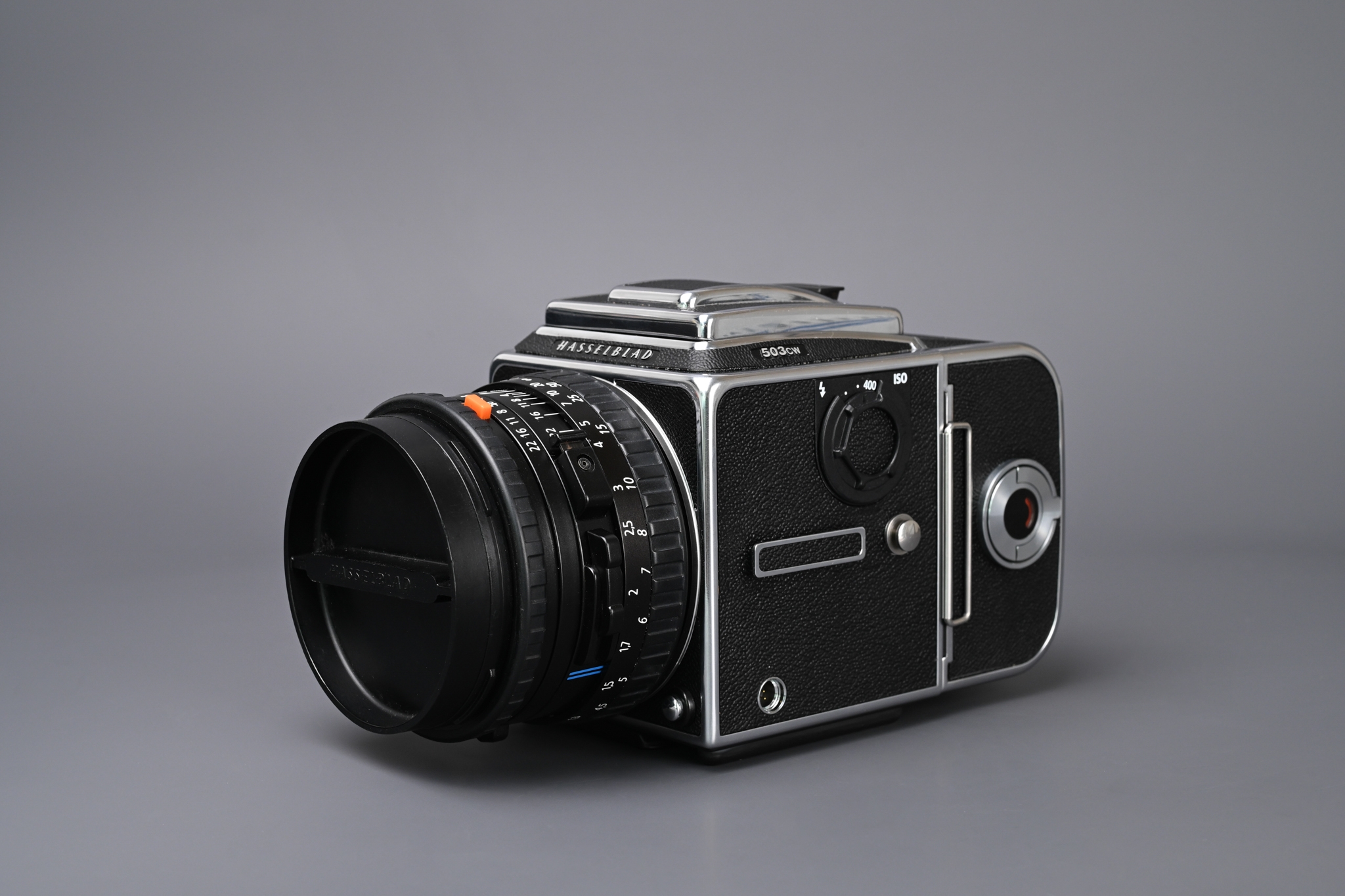 Picture of Hasselblad 503CW Camera Set with Planar 80mm f/2.8 and A12 Film Magazine