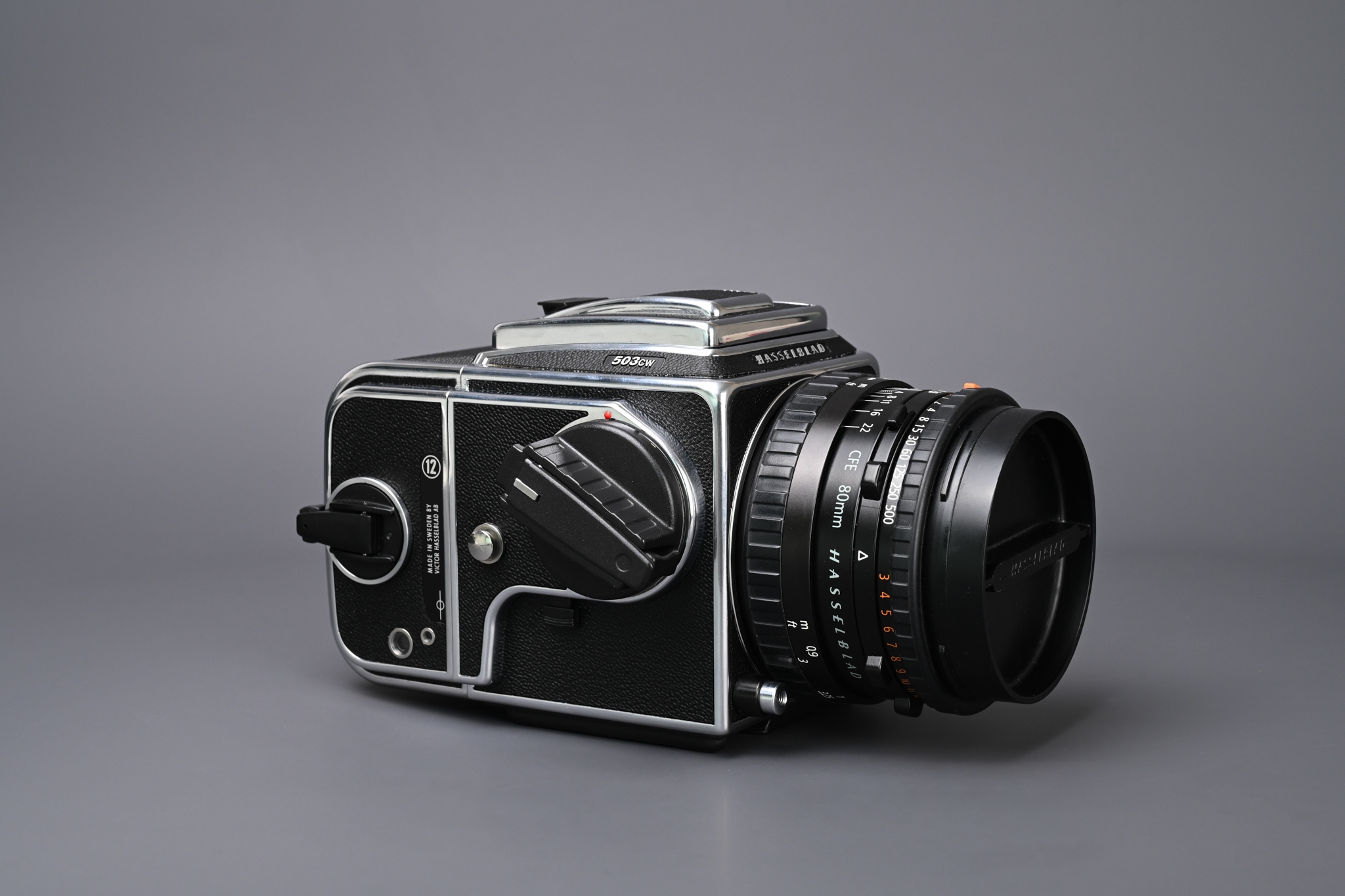 Picture of Hasselblad 503CW Camera Set with Planar 80mm f/2.8 and A12 Film Magazine