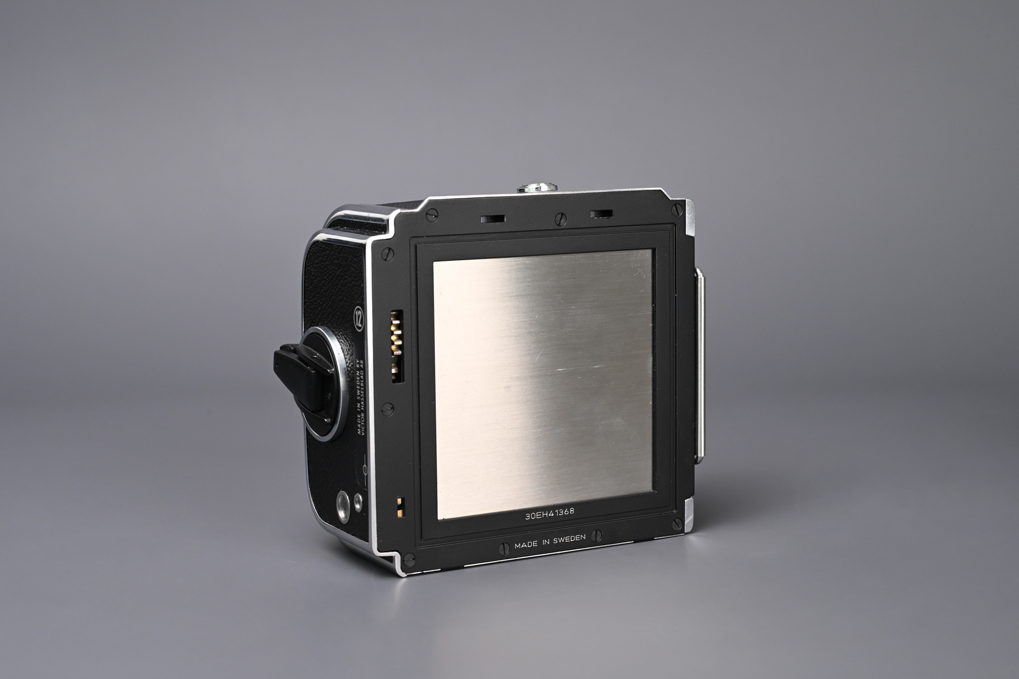 Picture of Hasselblad 503CW Camera Set with Planar 80mm f/2.8 and A12 Film Magazine