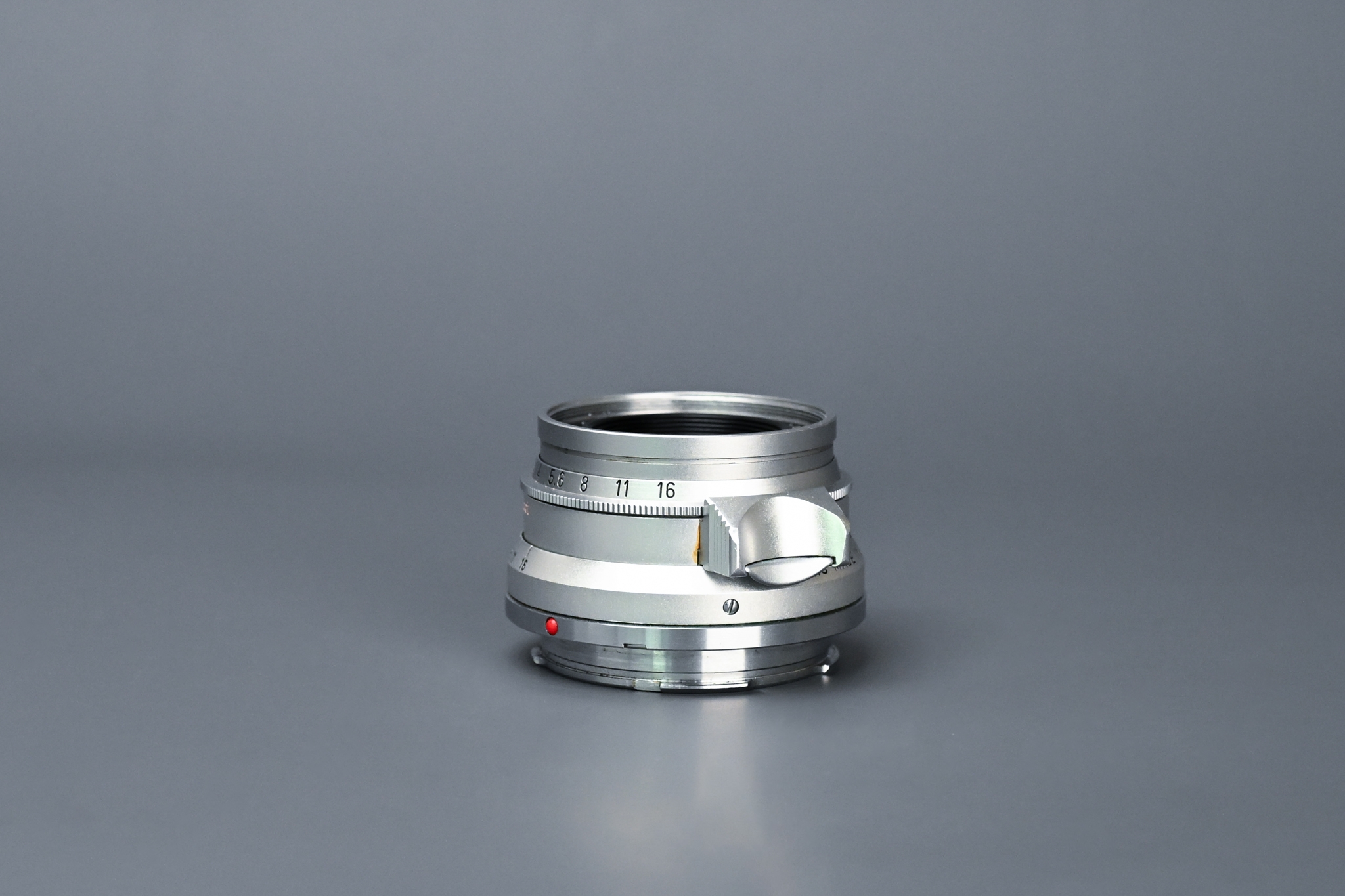 Picture of Leica Summicron-M 35mm f/2 Ver.1 8-element