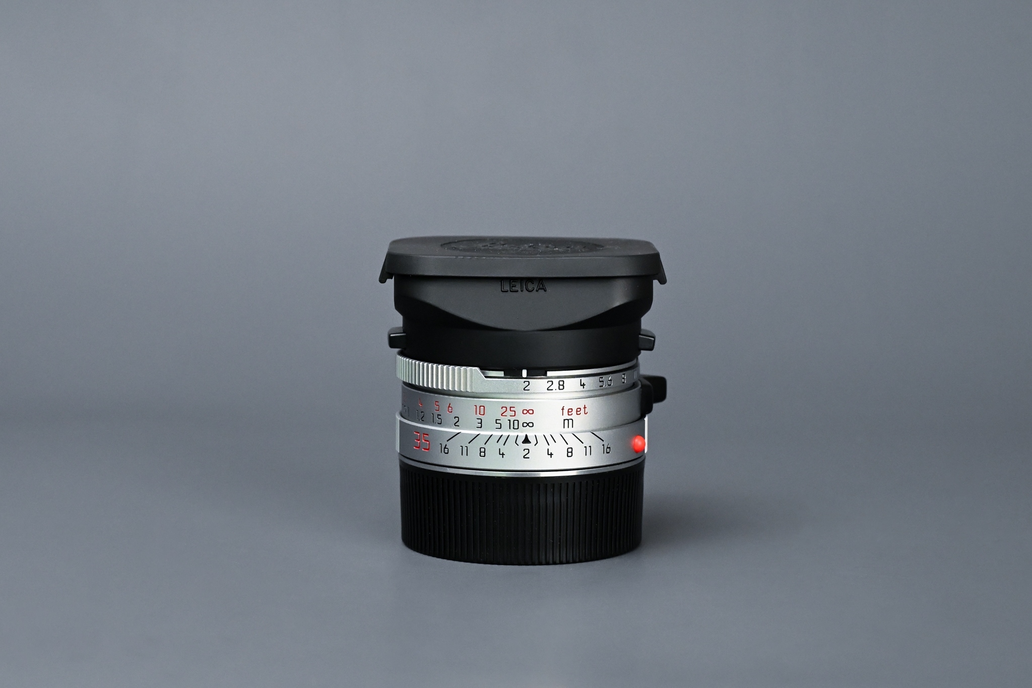 Picture of Leica Summicron-M 35mm f/2 Ver.4 Silver Chrome King of Bokeh KOB 7-element