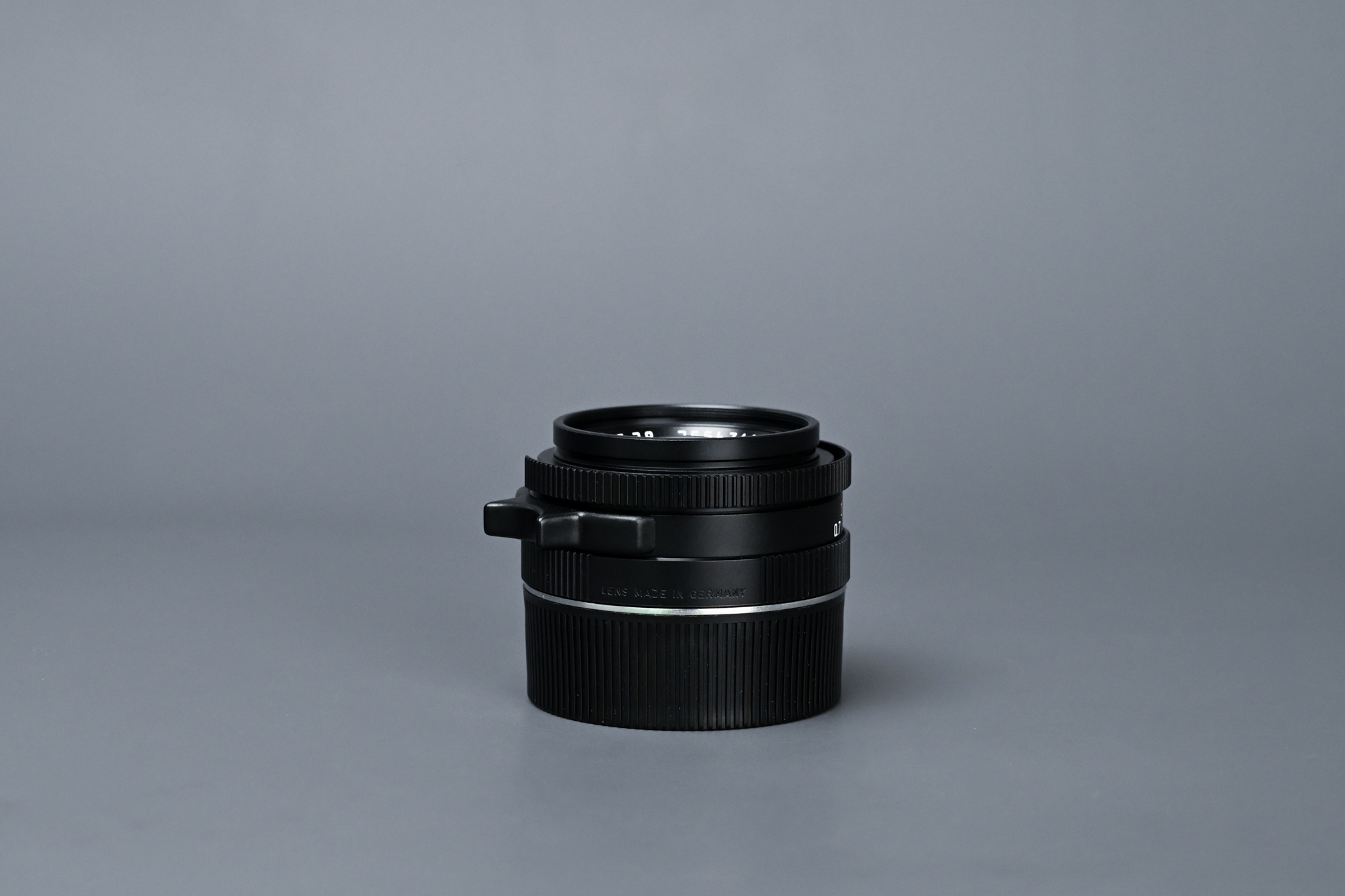 Picture of Leica Summicron-M 35mm f/2 Ver.4 Black Germany King of Bokeh KOB 7-element