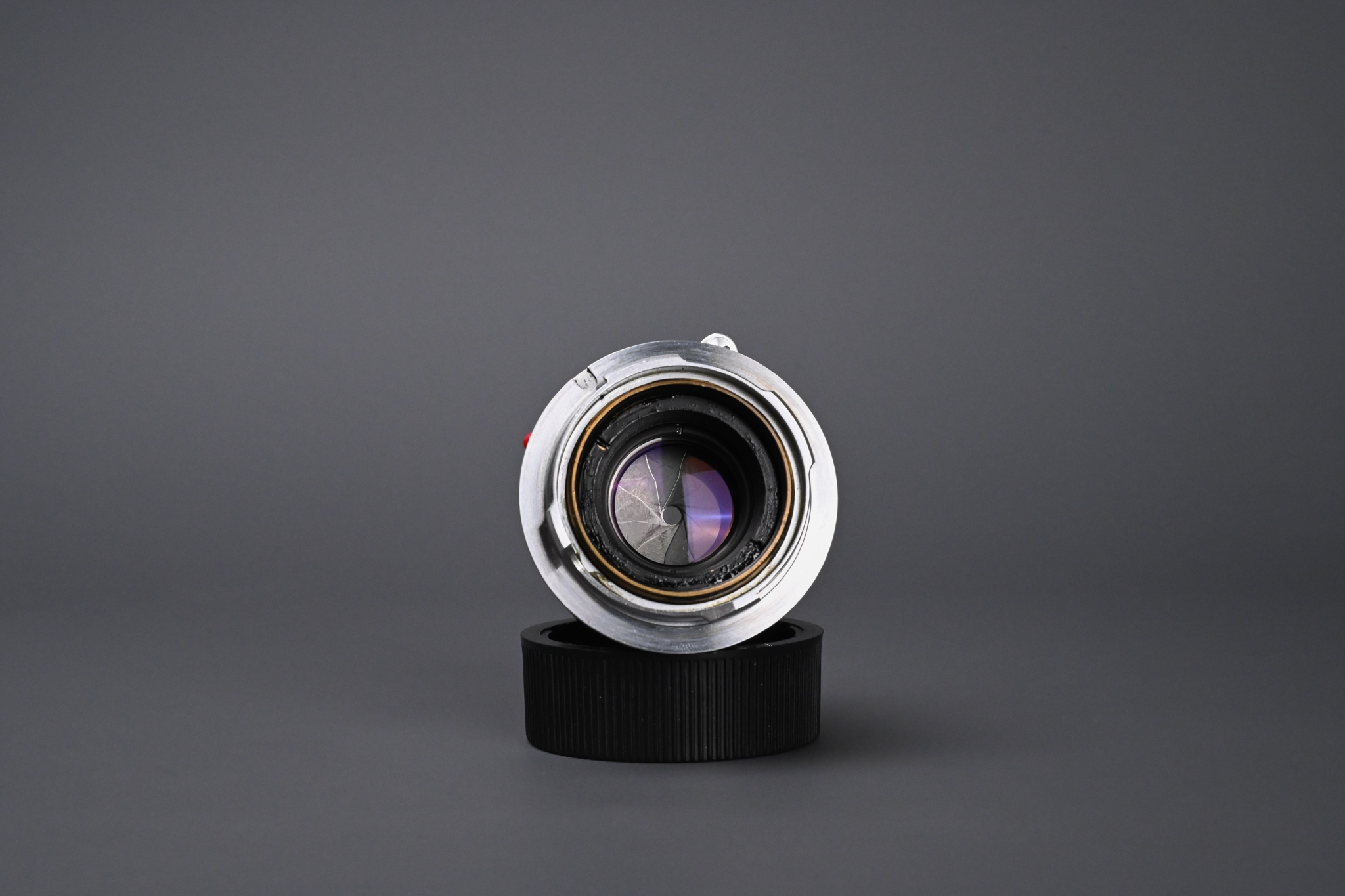 Picture of Leica Summicron-M 5cm f/2 Rigid Ver.1 Silver