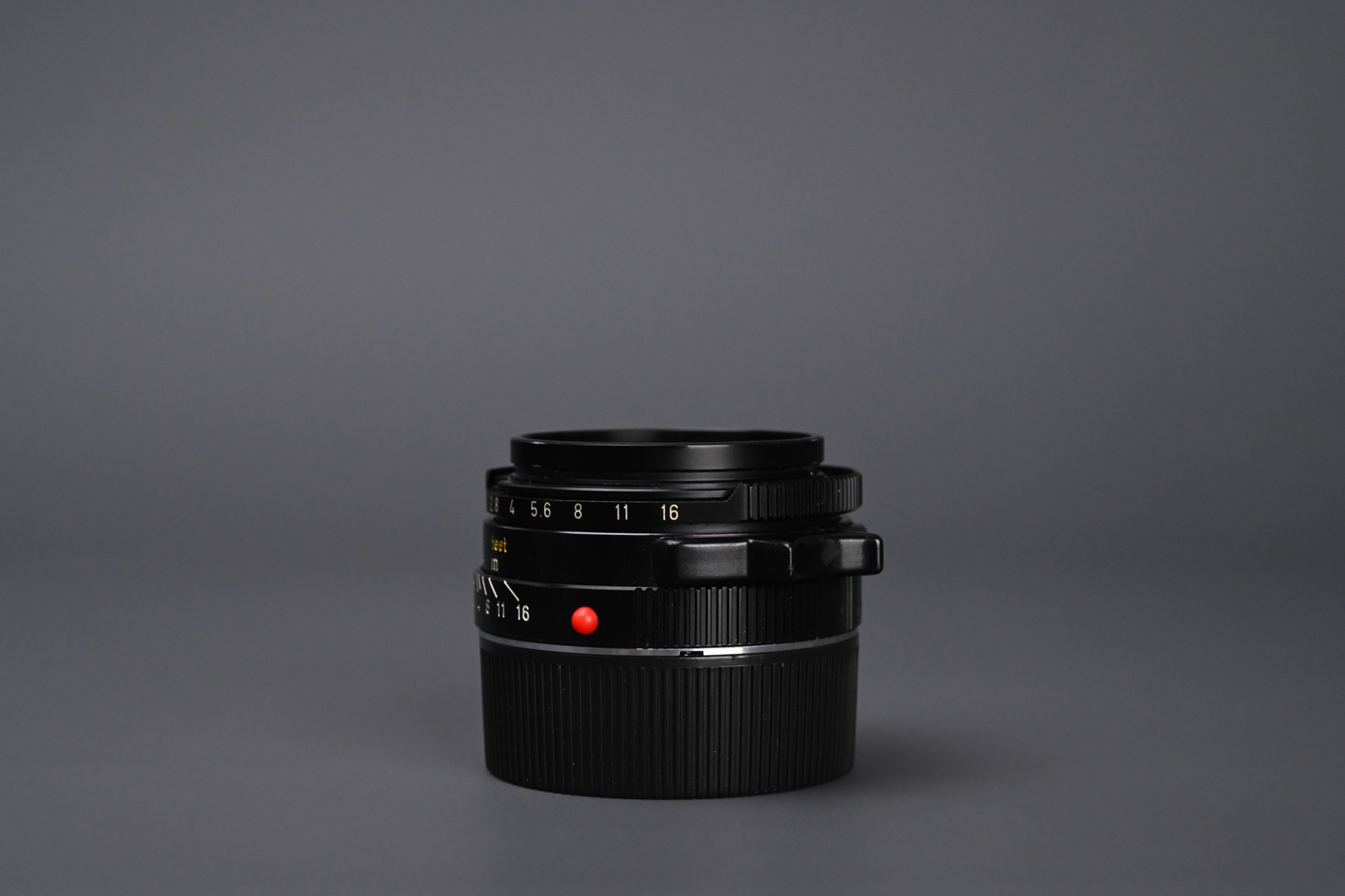 Picture of Leica Summicron-M 35mm f/2 Ver.4 Black Canada King of Bokeh KOB 7-element