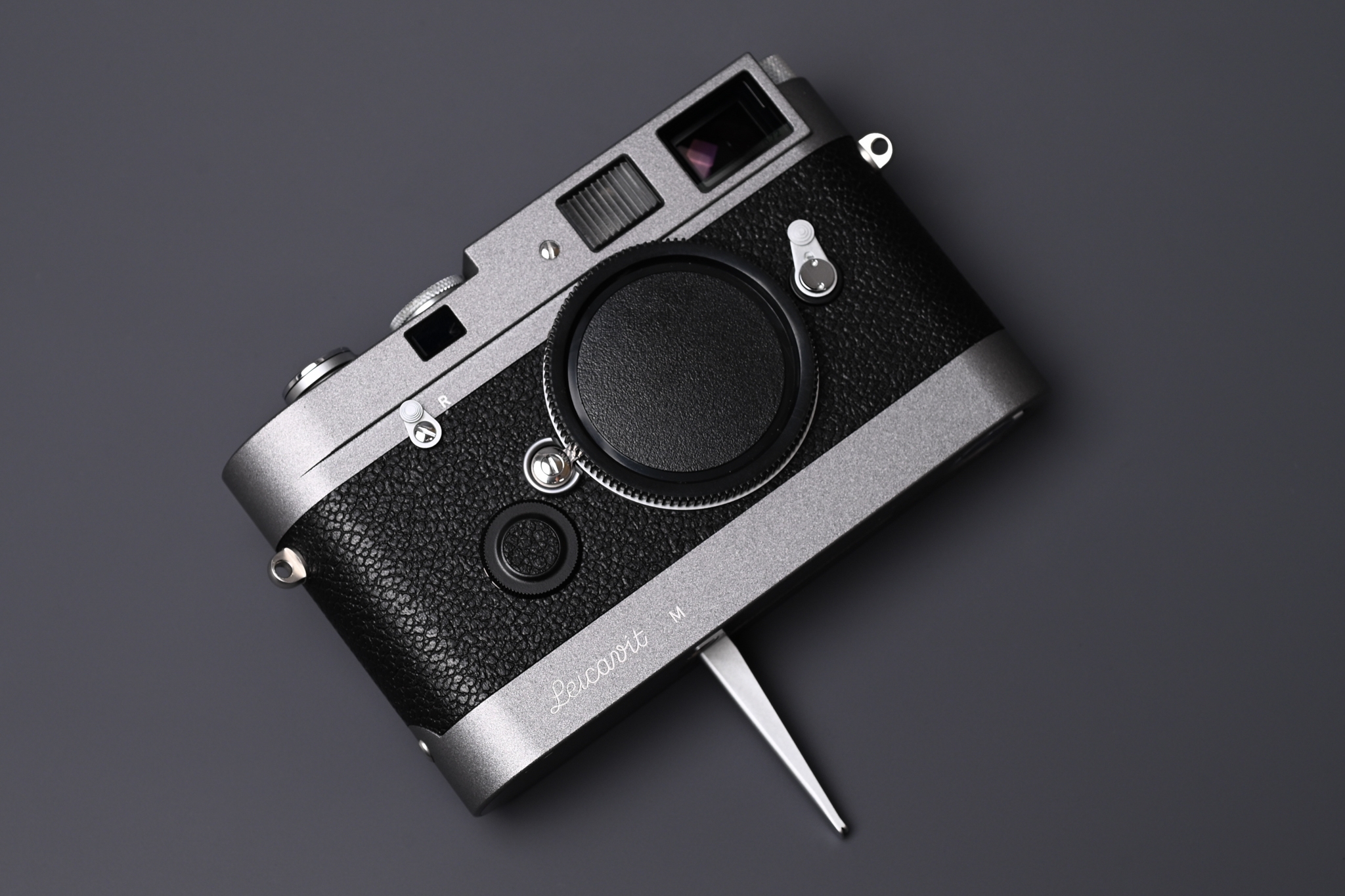 Picture of Leica MP Anthracite with Leicavit