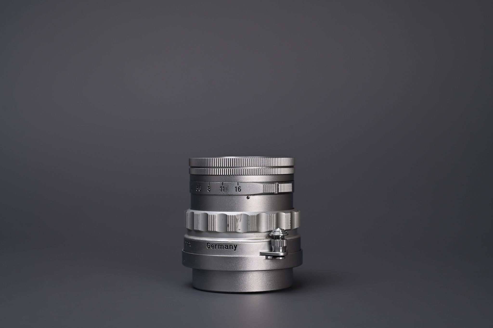 Picture of Leica Summicron 5cm 50mm f/2 Rigid Ver.1 LTM