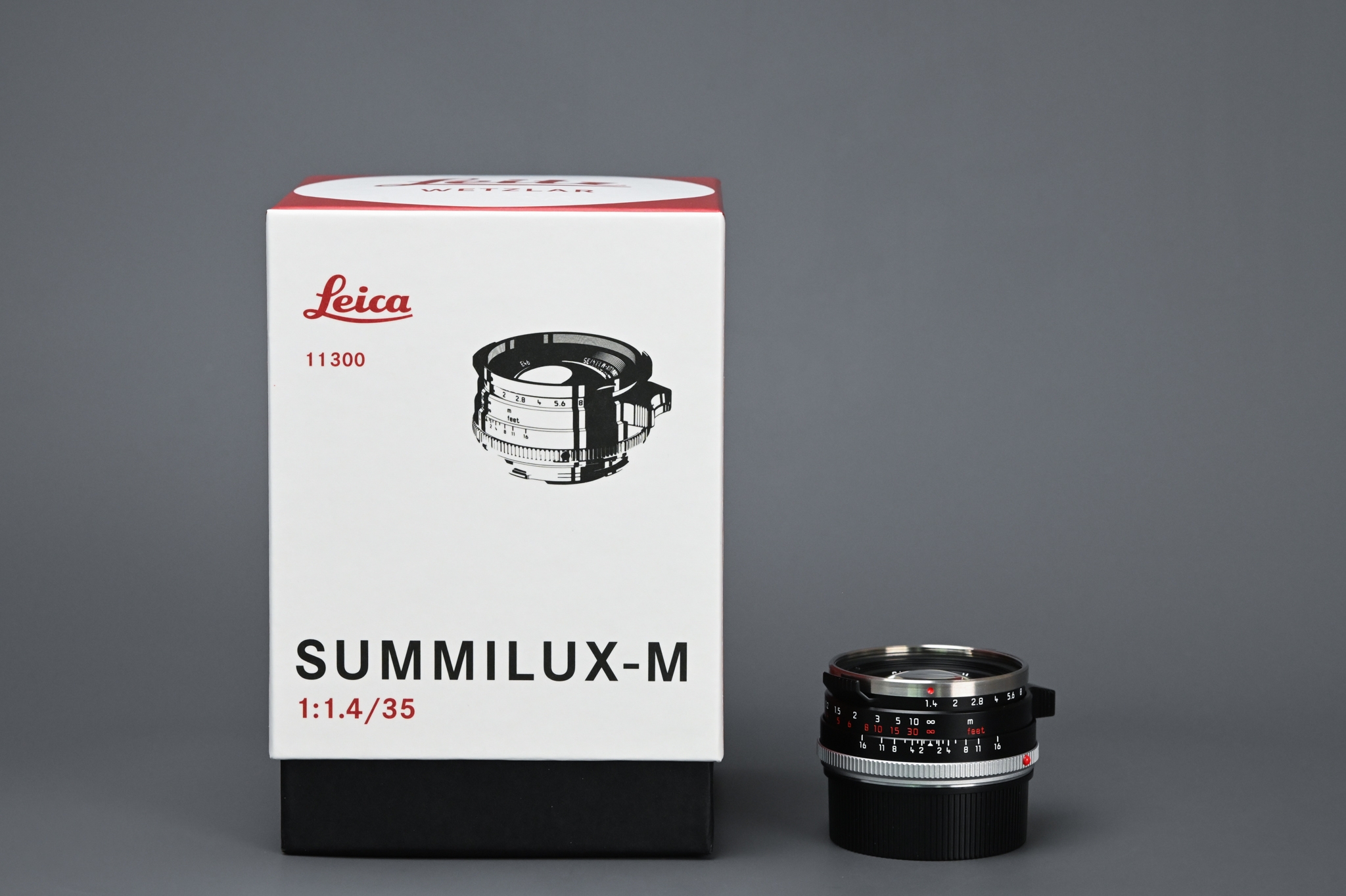 Picture of Leica Summilux-M 35mm f/2 Black Steel Rim Reissue