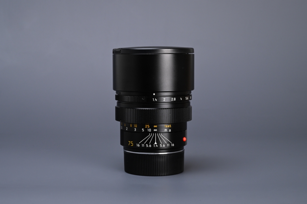 Picture of Leica Summilux-M 75mm f/1.4 Ver.2 Canada
