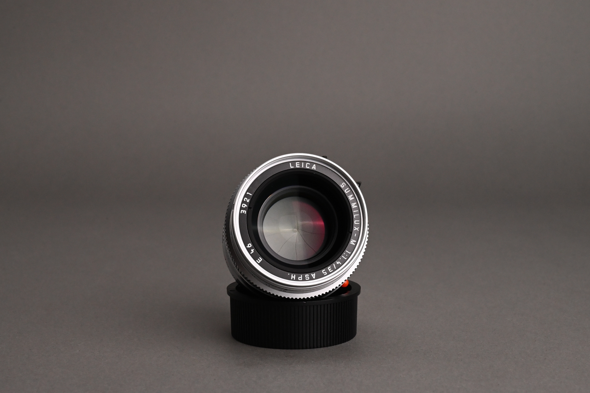 Picture of Leica Summilux-M 35mm f/1.4 ASPH Silver