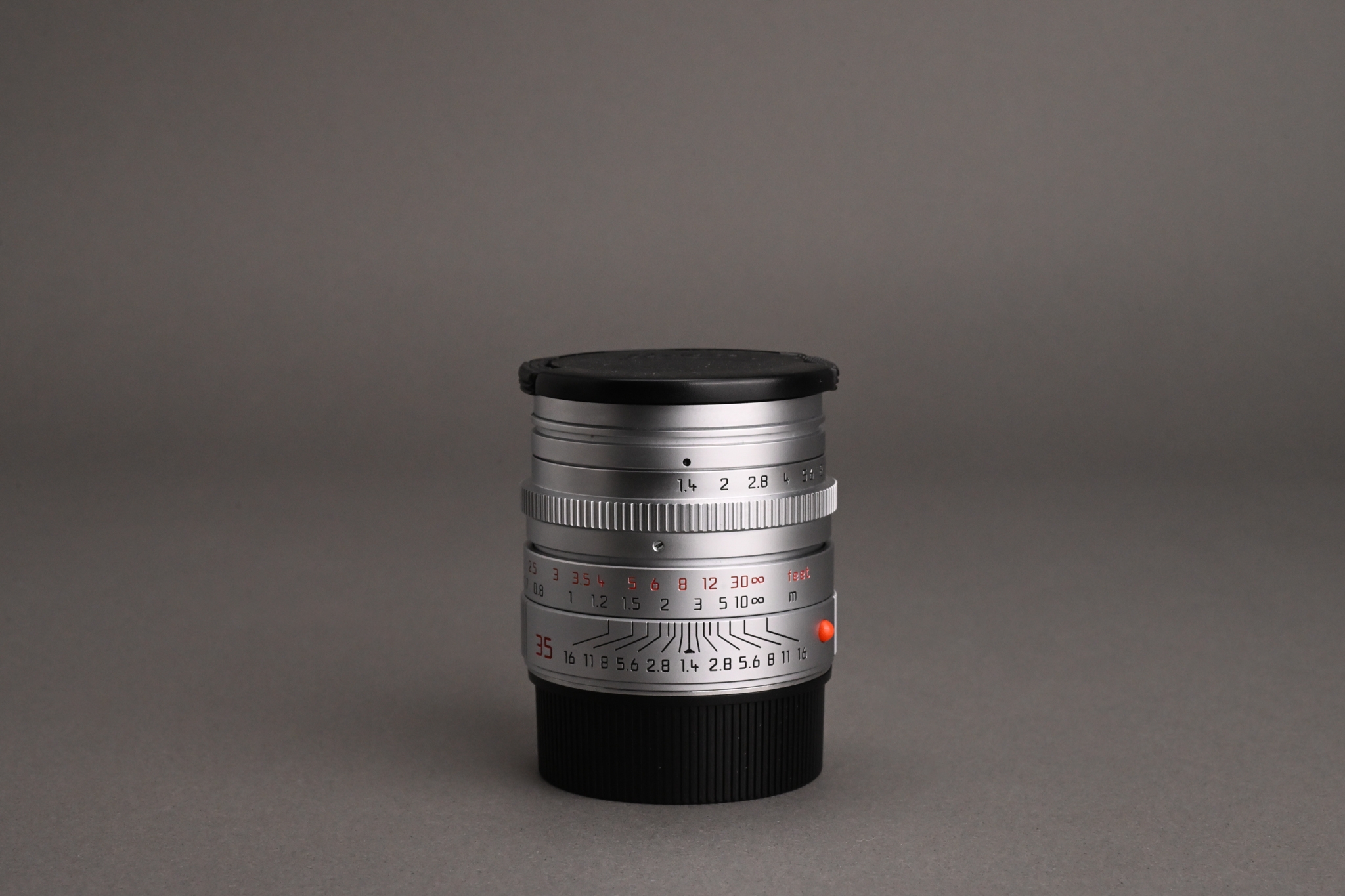 Picture of Leica Summilux-M 35mm f/1.4 ASPH Silver