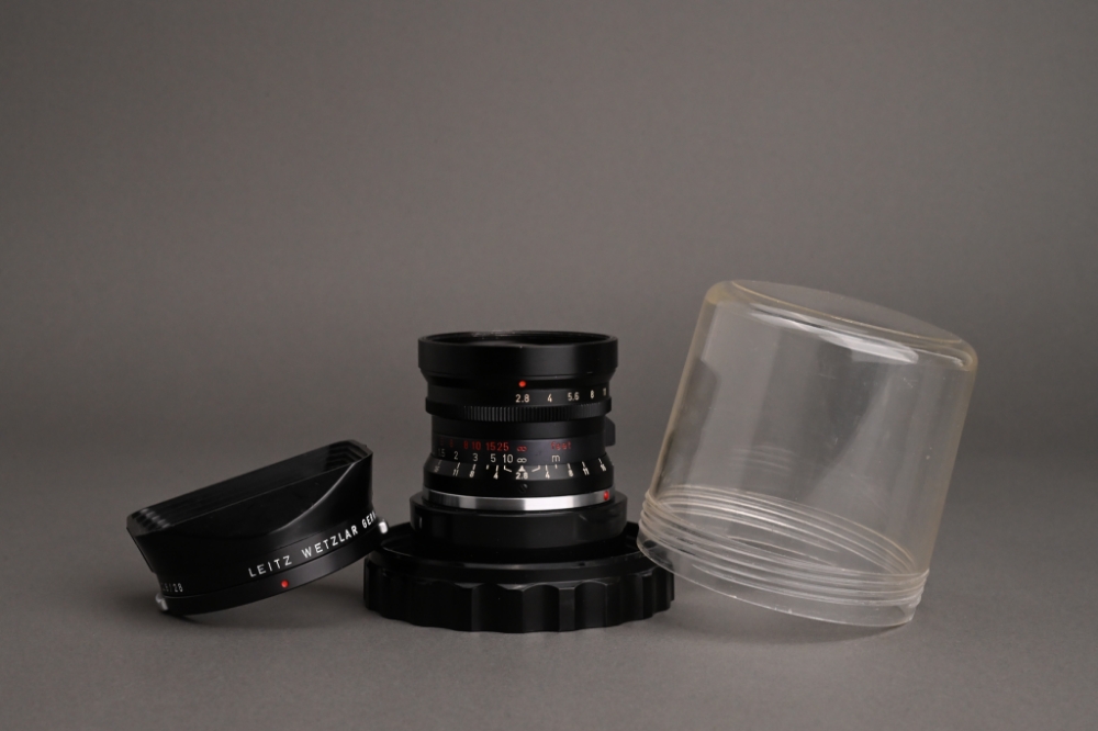 Picture of Leica Elmarit-M 28mm f/2.8 Ver.1 9-element Canada