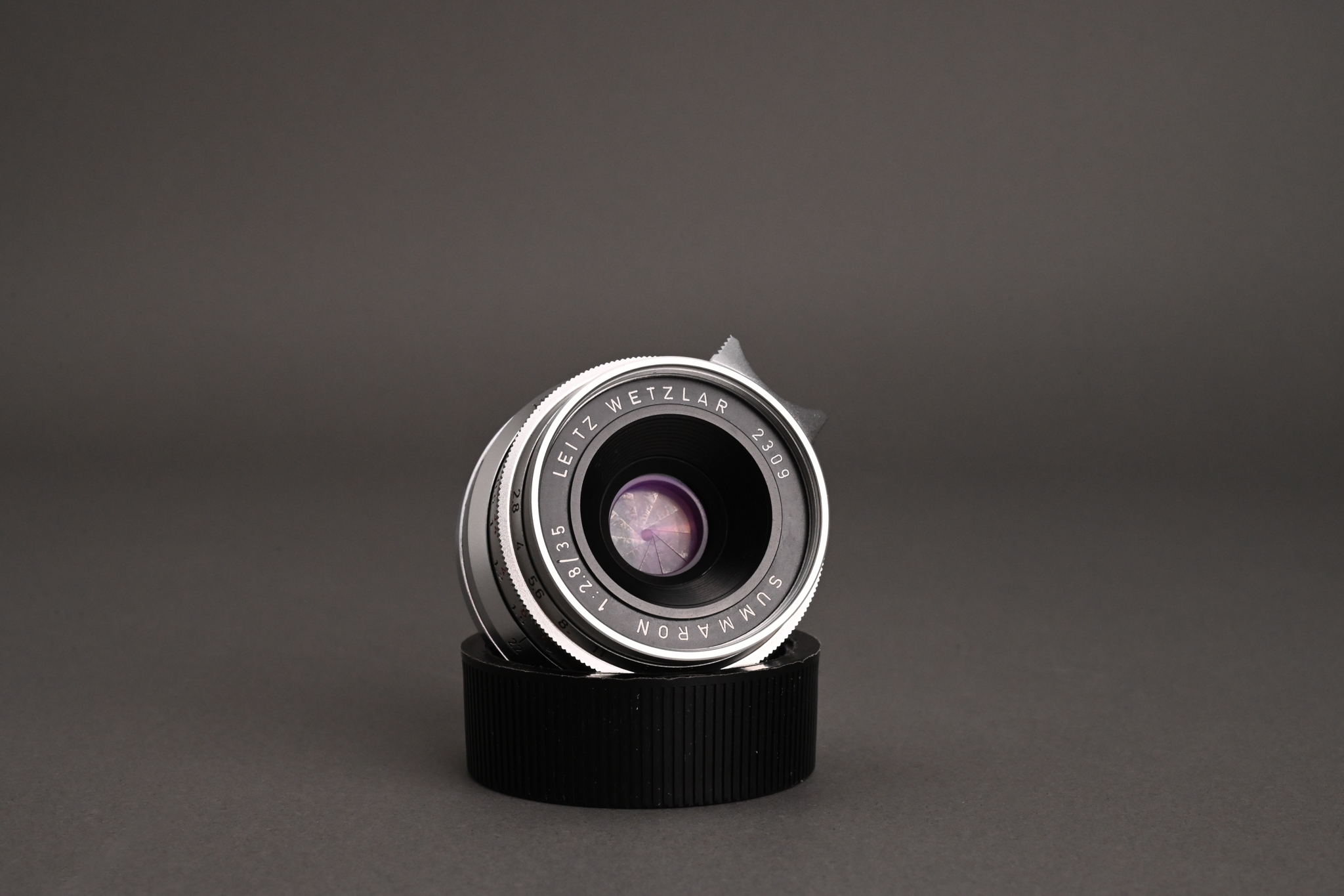 Picture of Leica Summaron-M 35mm f/2.8 Silver