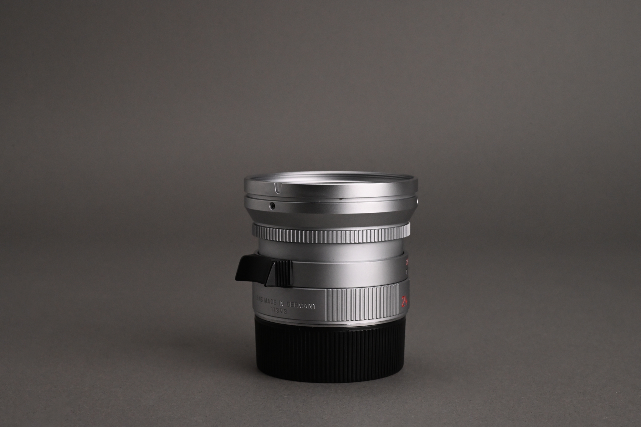 Picture of Leica Elmarit-M 24mm f/2.8 ASPH Silver with 6-bit