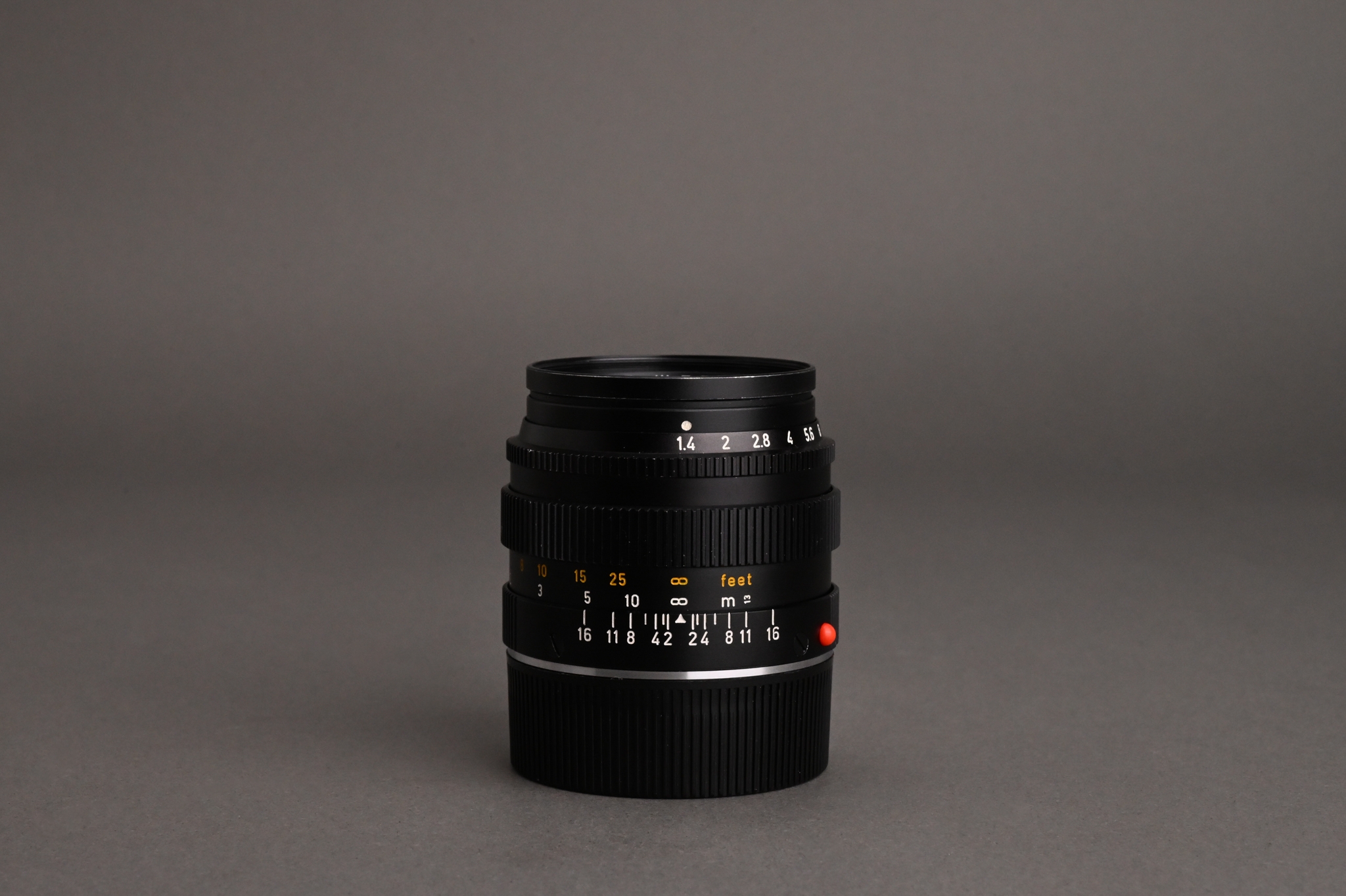 Picture of Leica Summilux-M 50mm f/1.4 Ver.2 Black