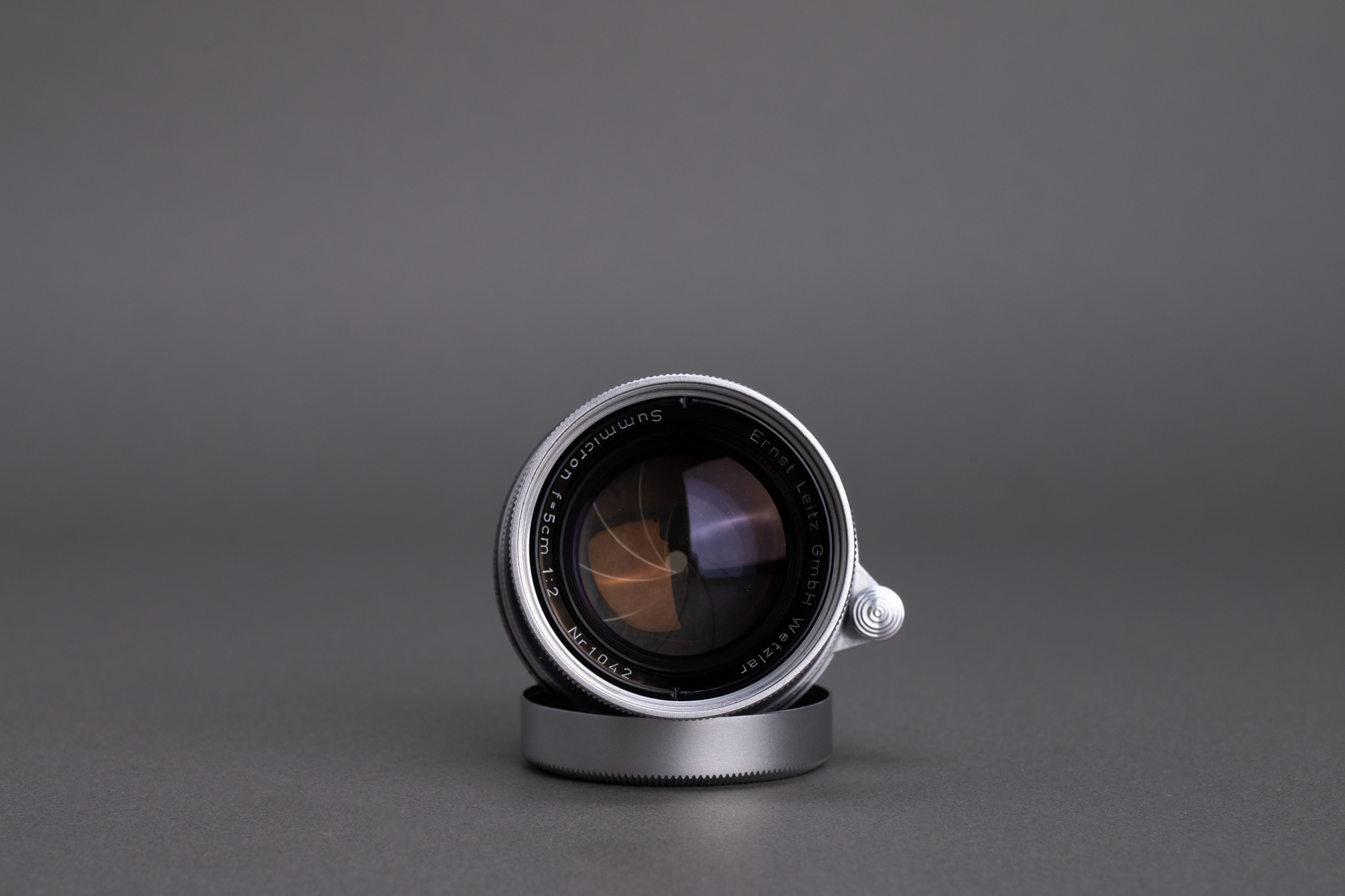 Picture of Leica Summicron 5cm f/2 LTM Screw Radioactive