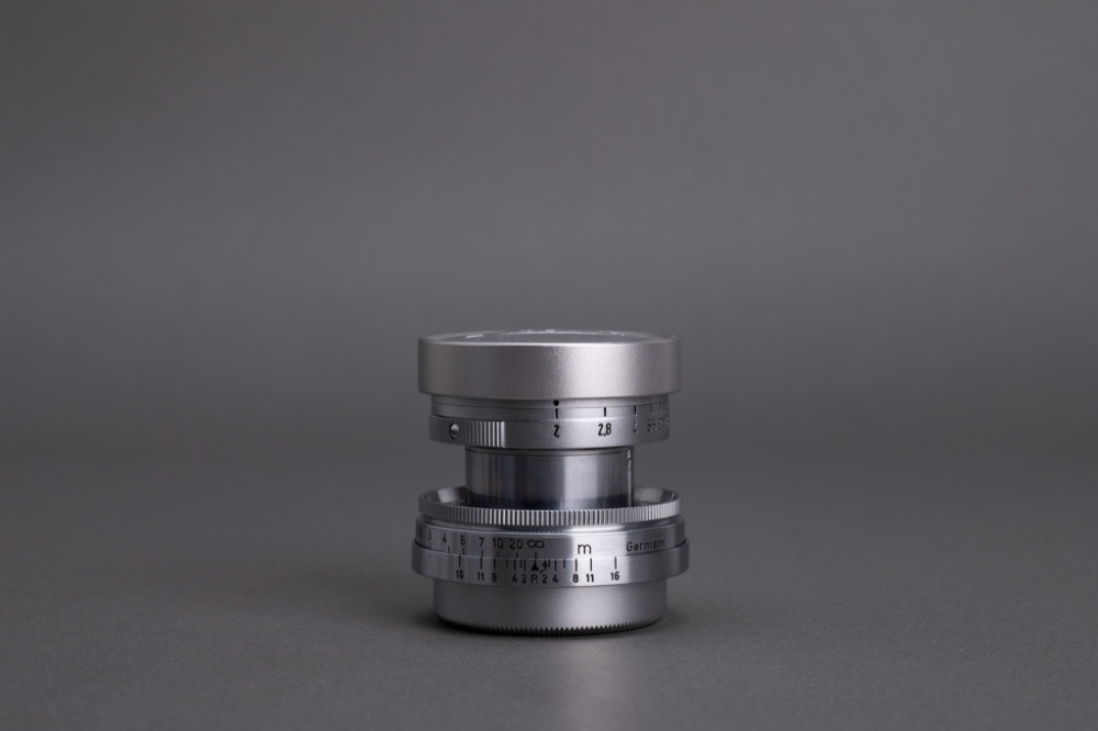 Picture of Leica Summicron 5cm f/2 LTM Screw Radioactive