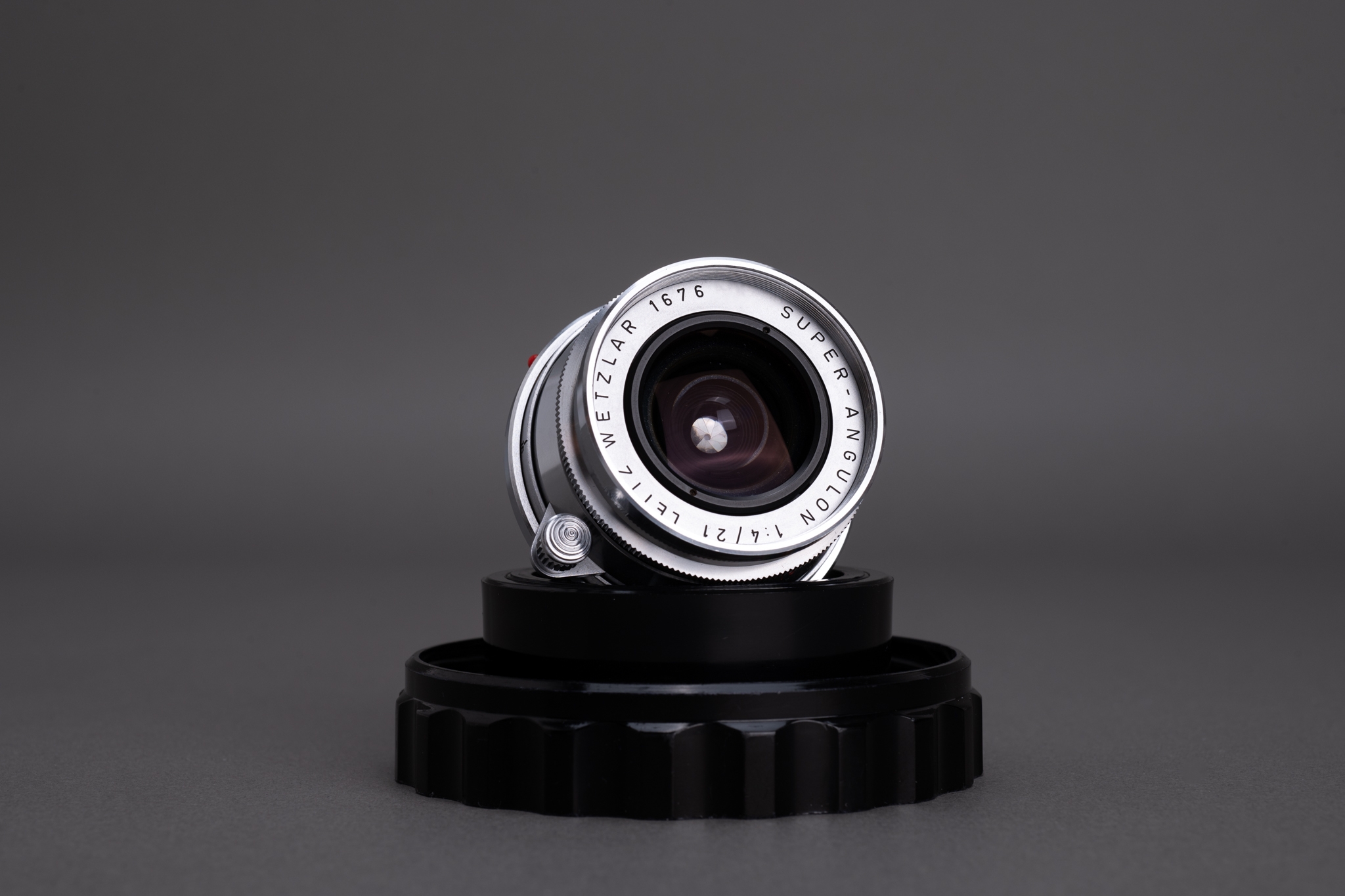 Picture of Leica Super-Angulon-M 21mm f/4 Ver.1 Silver Germany