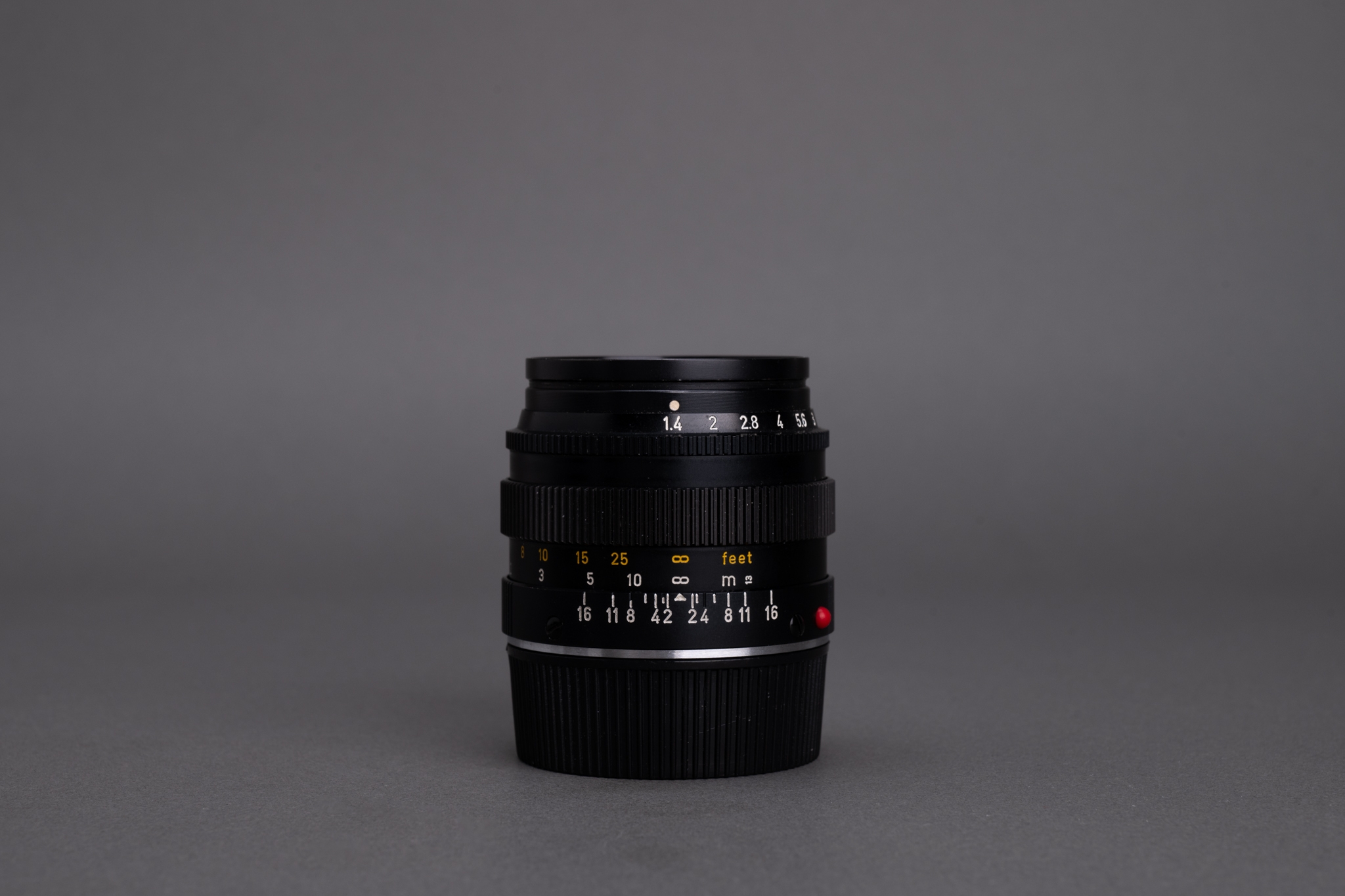 Picture of Leica Summilux-M 50mm f/1.4 Ver.2 Black E43 Amber Coating