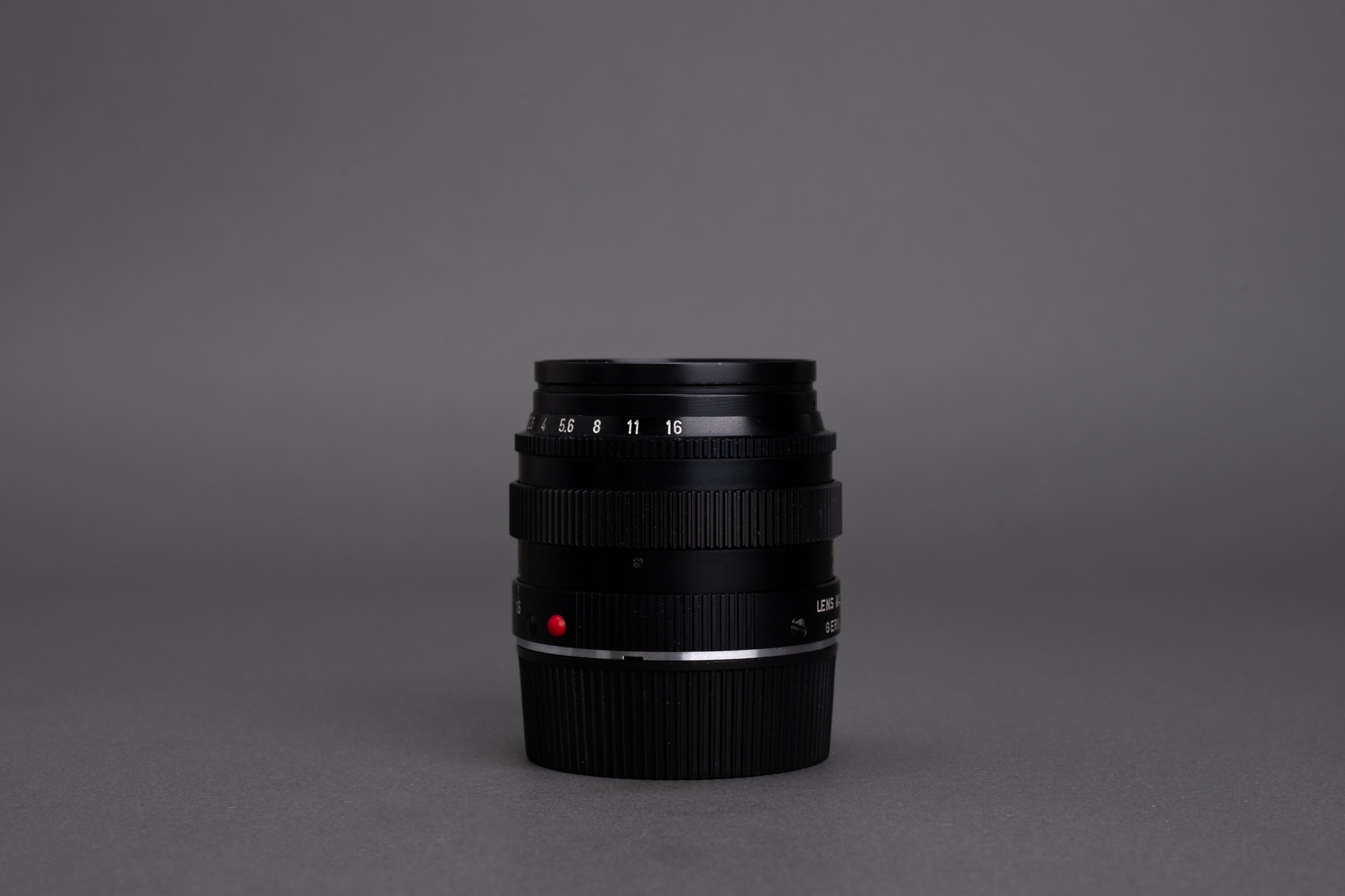 Picture of Leica Summilux-M 50mm f/1.4 Ver.2 Black E43 Amber Coating