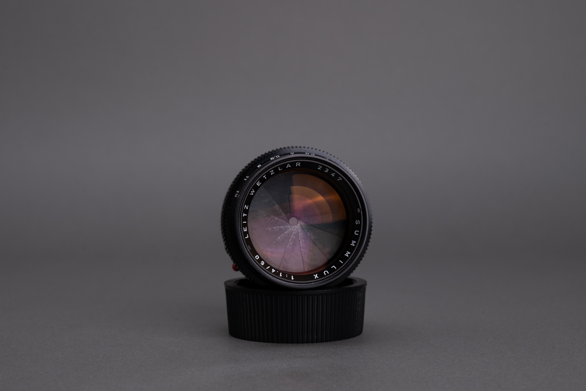 Picture of Leica Summilux-M 50mm f/1.4 Ver.2 Black E43 Amber Coating