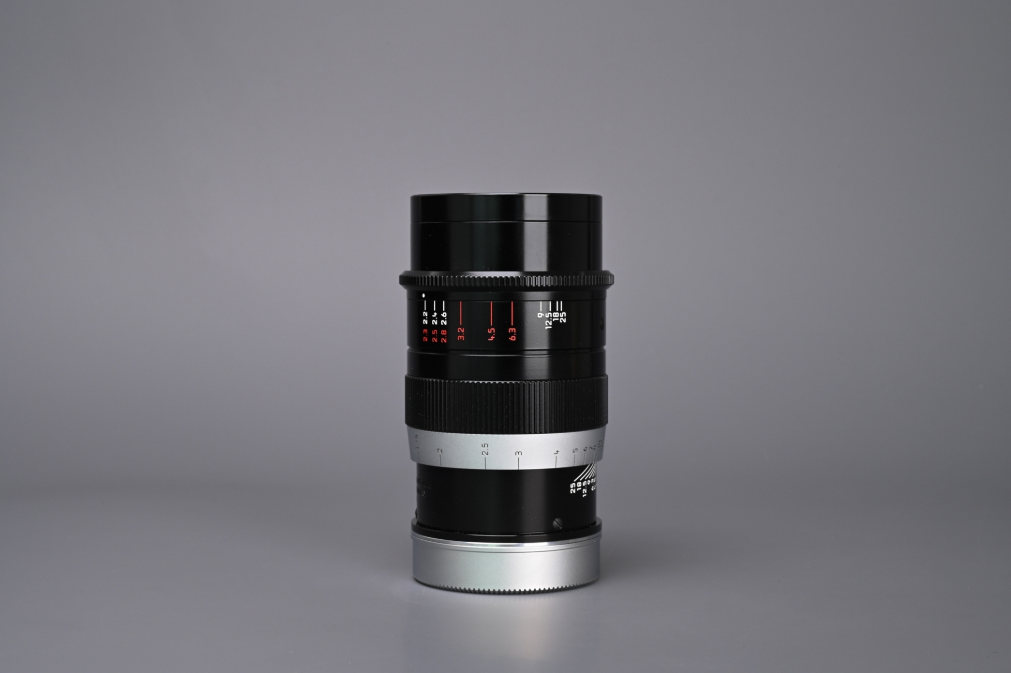 Picture of Leica Thambar-M 90mm f/2.2 Black Paint Reissue