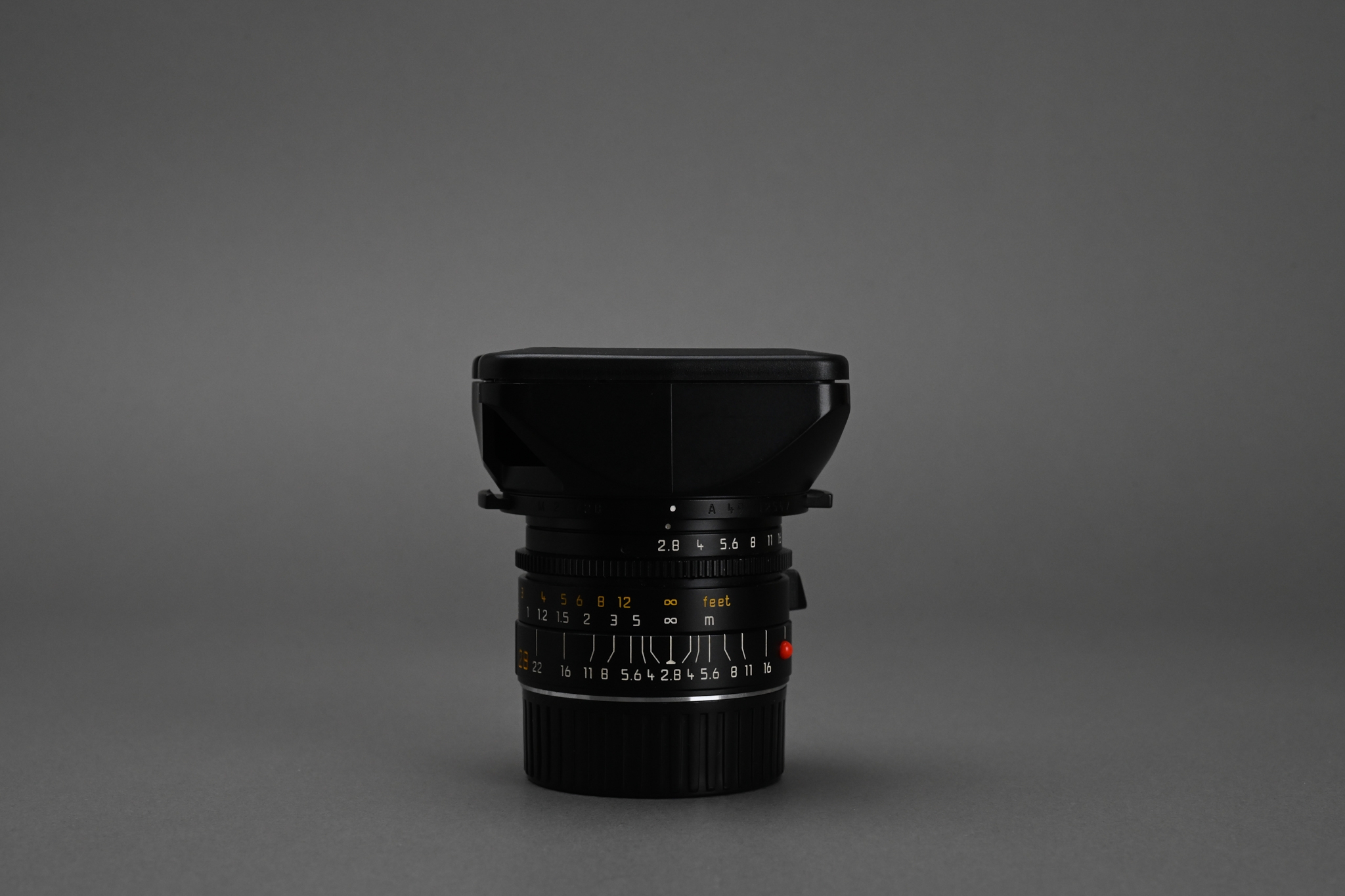 Picture of Leica Elmarit-M 28mm f/2.8 Ver.4 Pre-ASPH (6-bit)