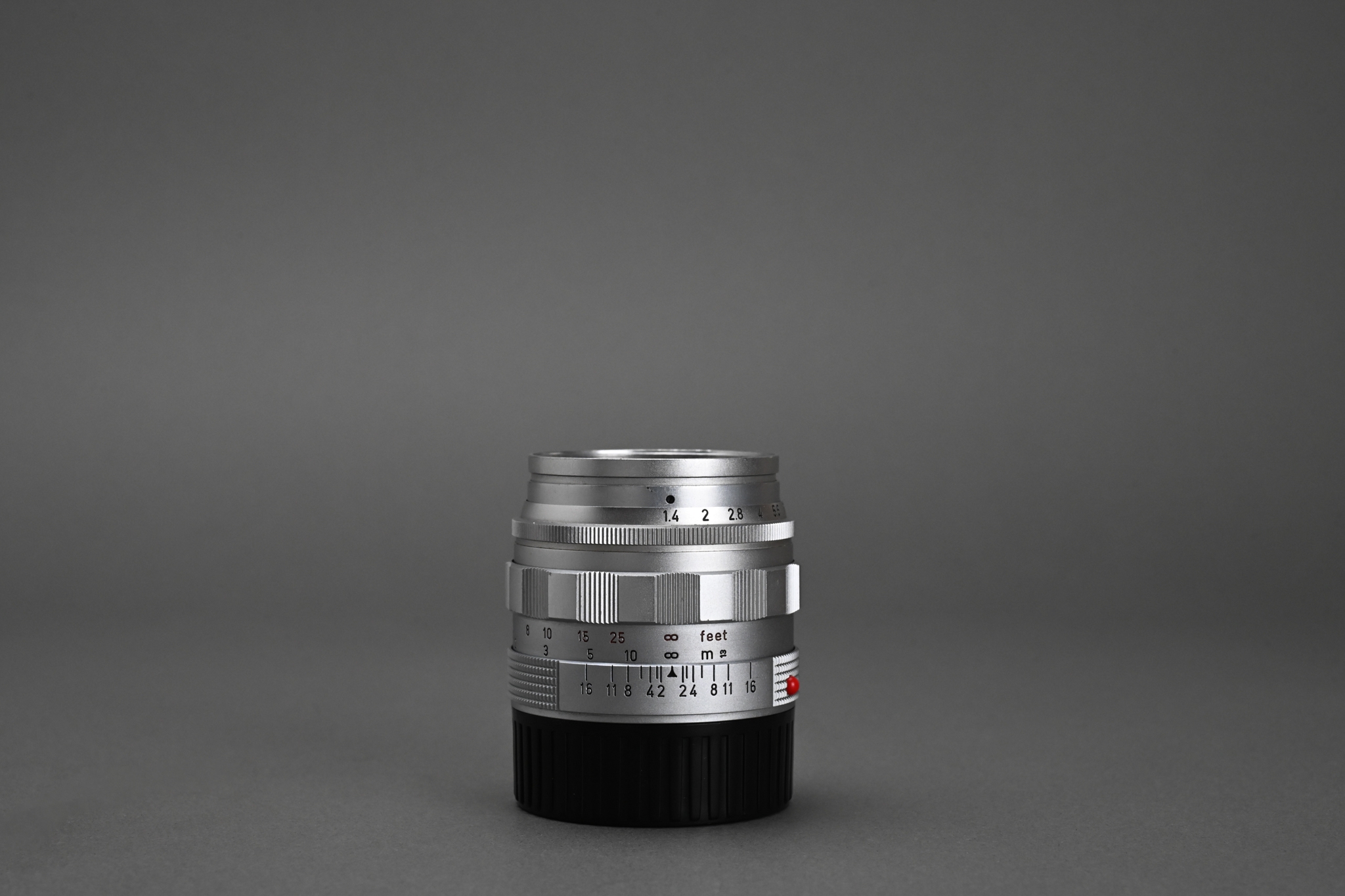 Picture of Leica Summilux-M 50mm f/1.4 Ver.2 E43 Silver