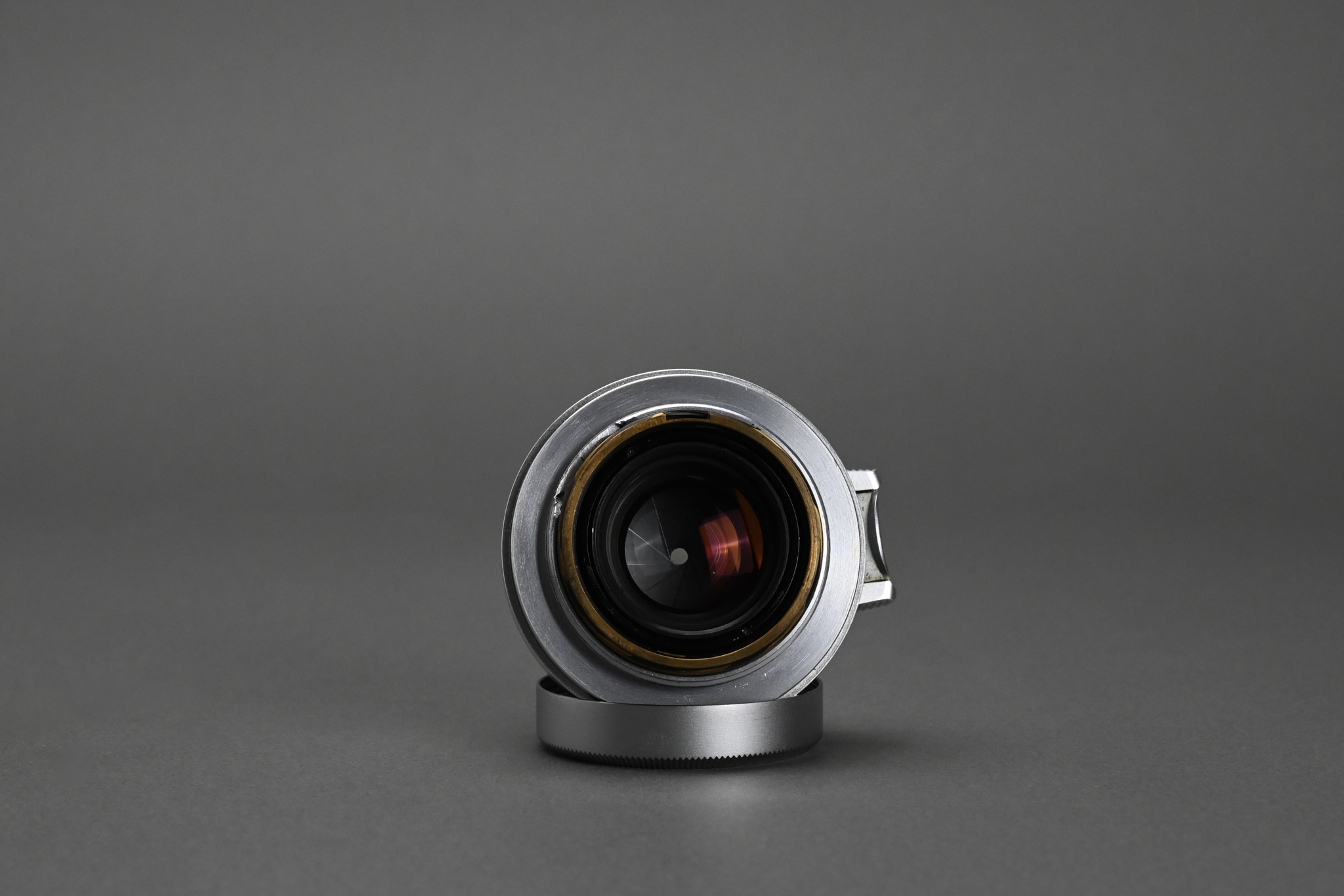 Picture of Leica Summicron 35mm f/2 Ver.1 8-element LTM