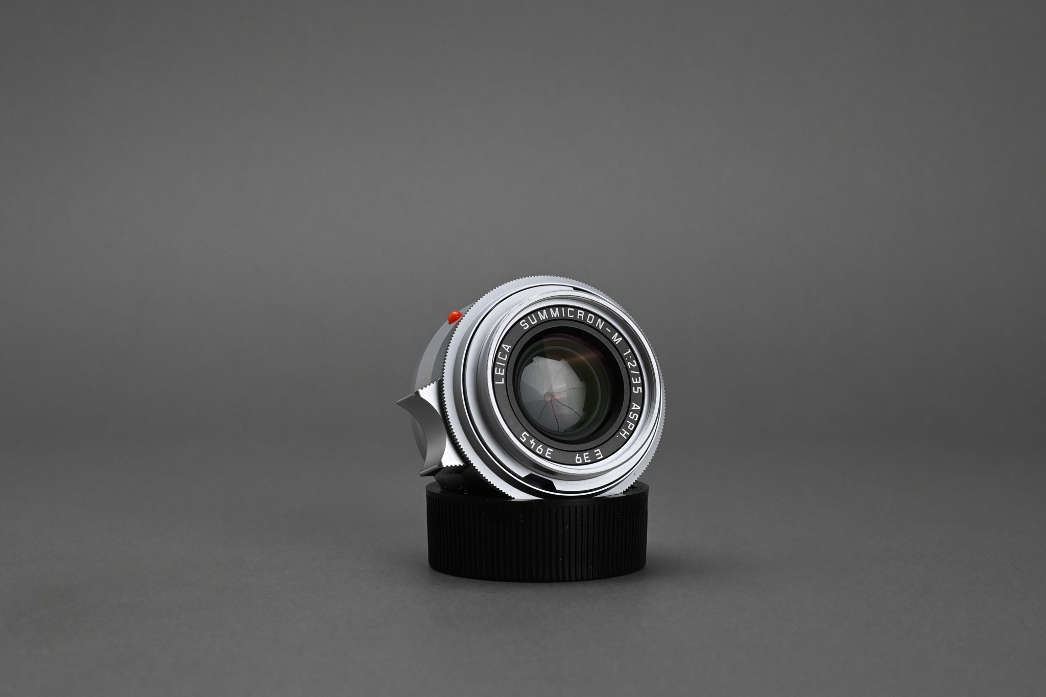 Picture of Leica Summicron-M 35mm f/2 ASPH Hammertone
