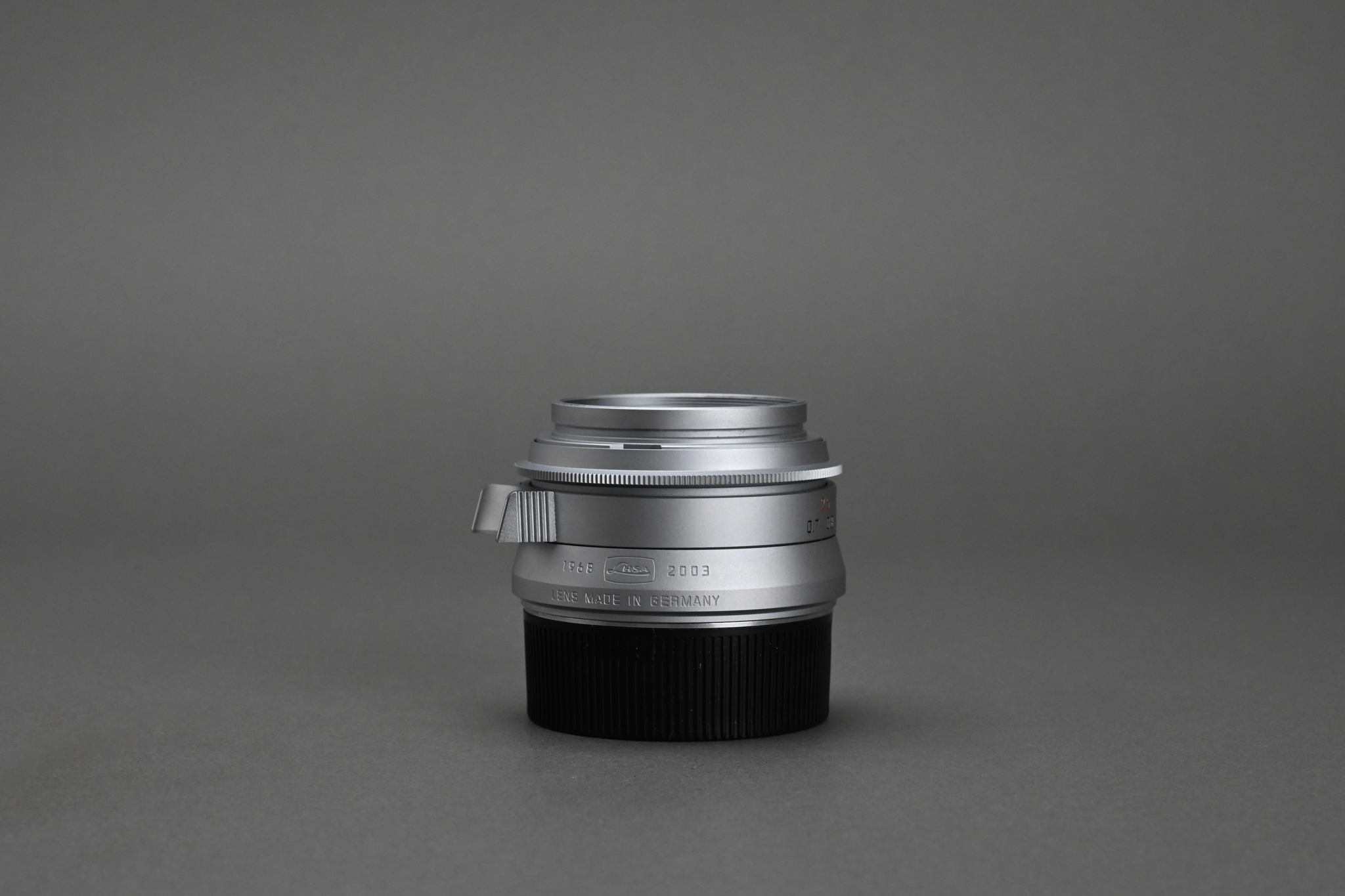 Picture of Leica Summicron-M 35mm f/2 ASPH Hammertone