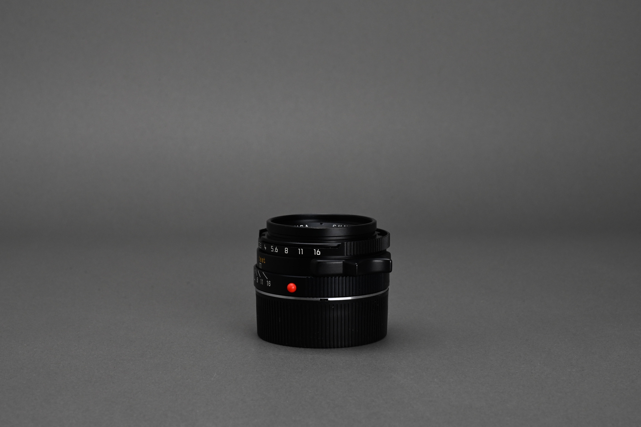 Picture of Leica Summicron-M 35mm f/2 Ver.4 Black Germany King of Bokeh KOB 7-element