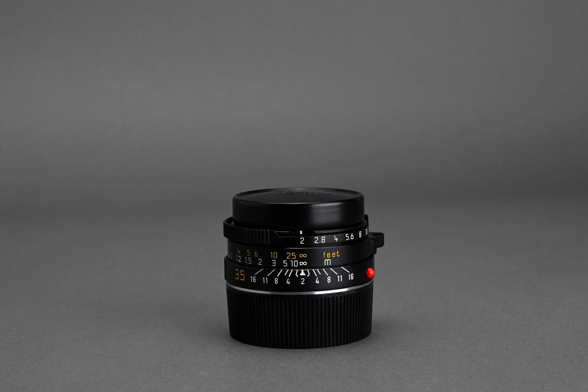 Picture of Leica Summicron-M 35mm f/2 Ver.4 Black Germany King of Bokeh KOB 7-element