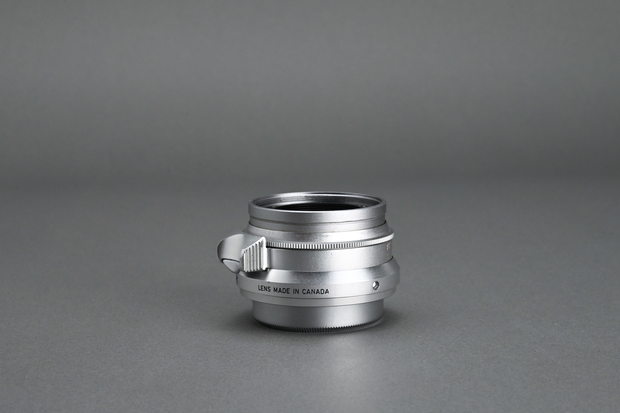 Picture of Leica Summicron 35mm f/2 Ver.1 8-element LTM