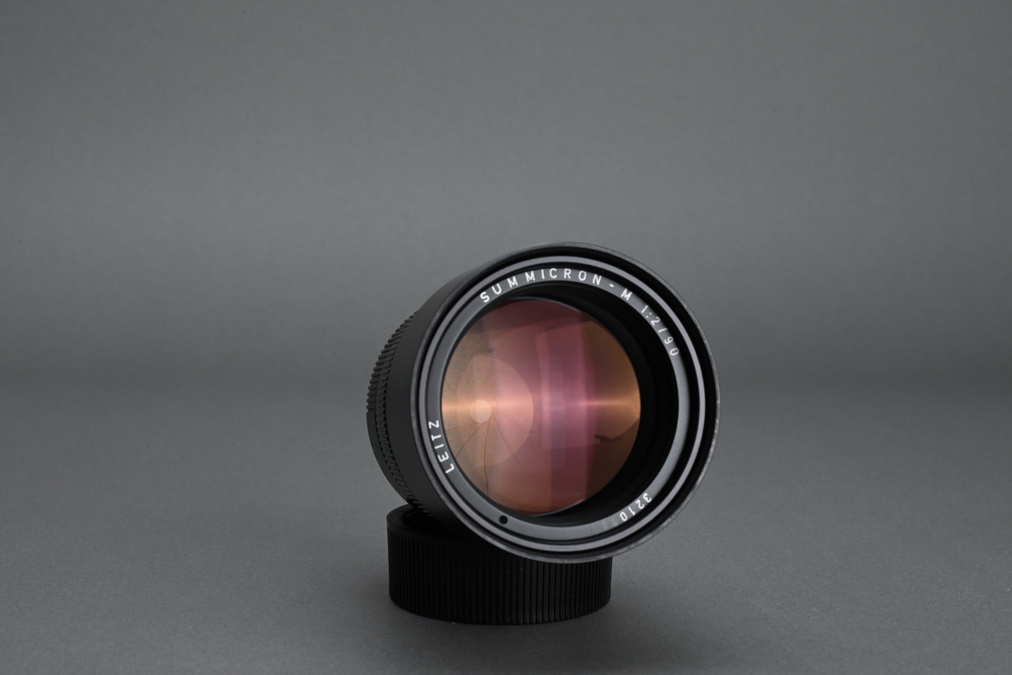 Picture of Leica Summicron-M 90mm f/2 Pre-ASPH Black