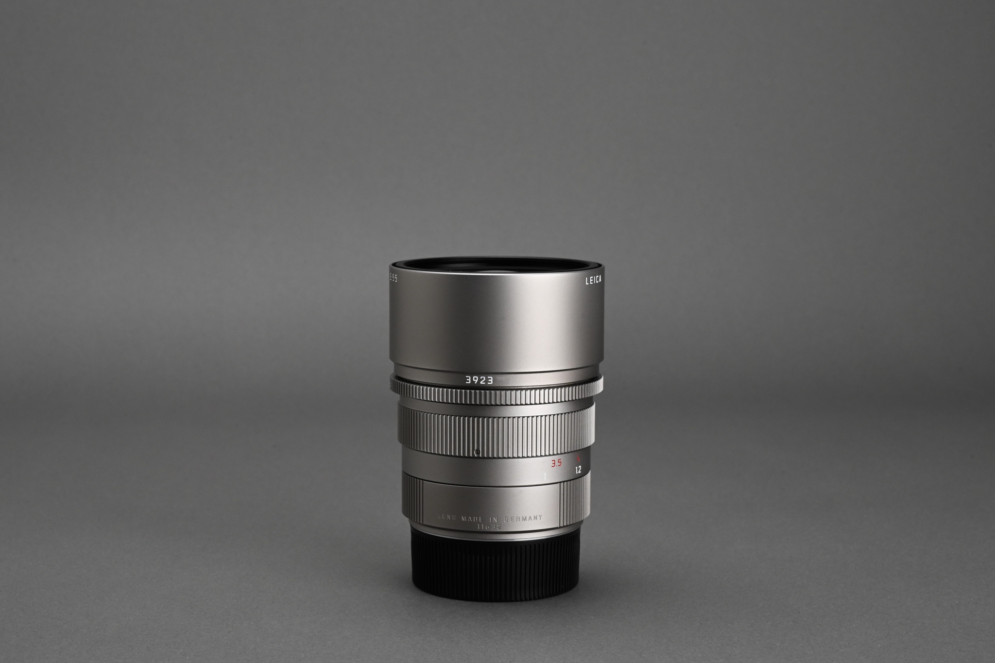 Picture of Leica APO-Summicron-M 90mm f/2 ASPH Titanium