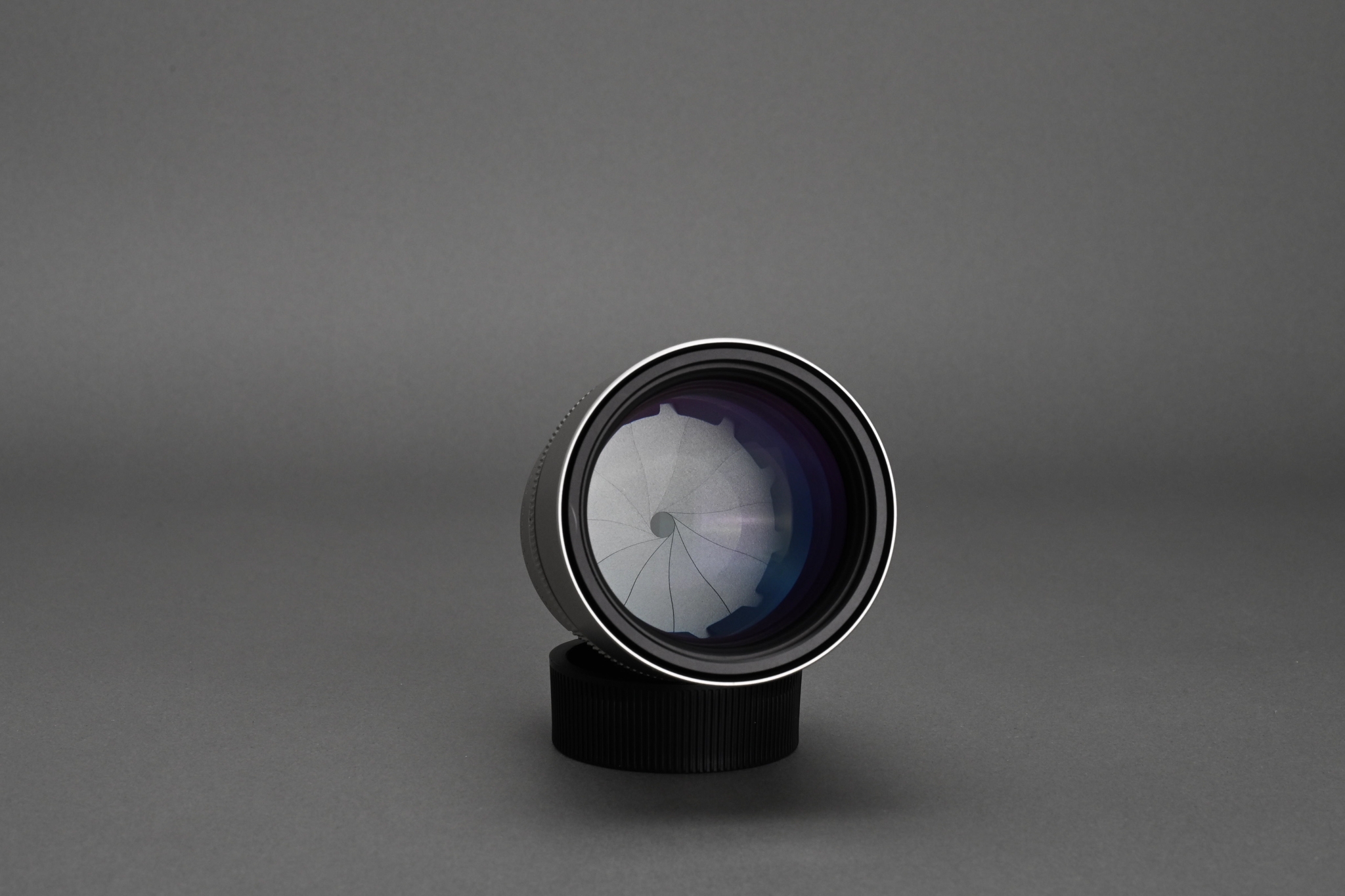 Picture of Leica APO-Summicron-M 90mm f/2 ASPH Titanium