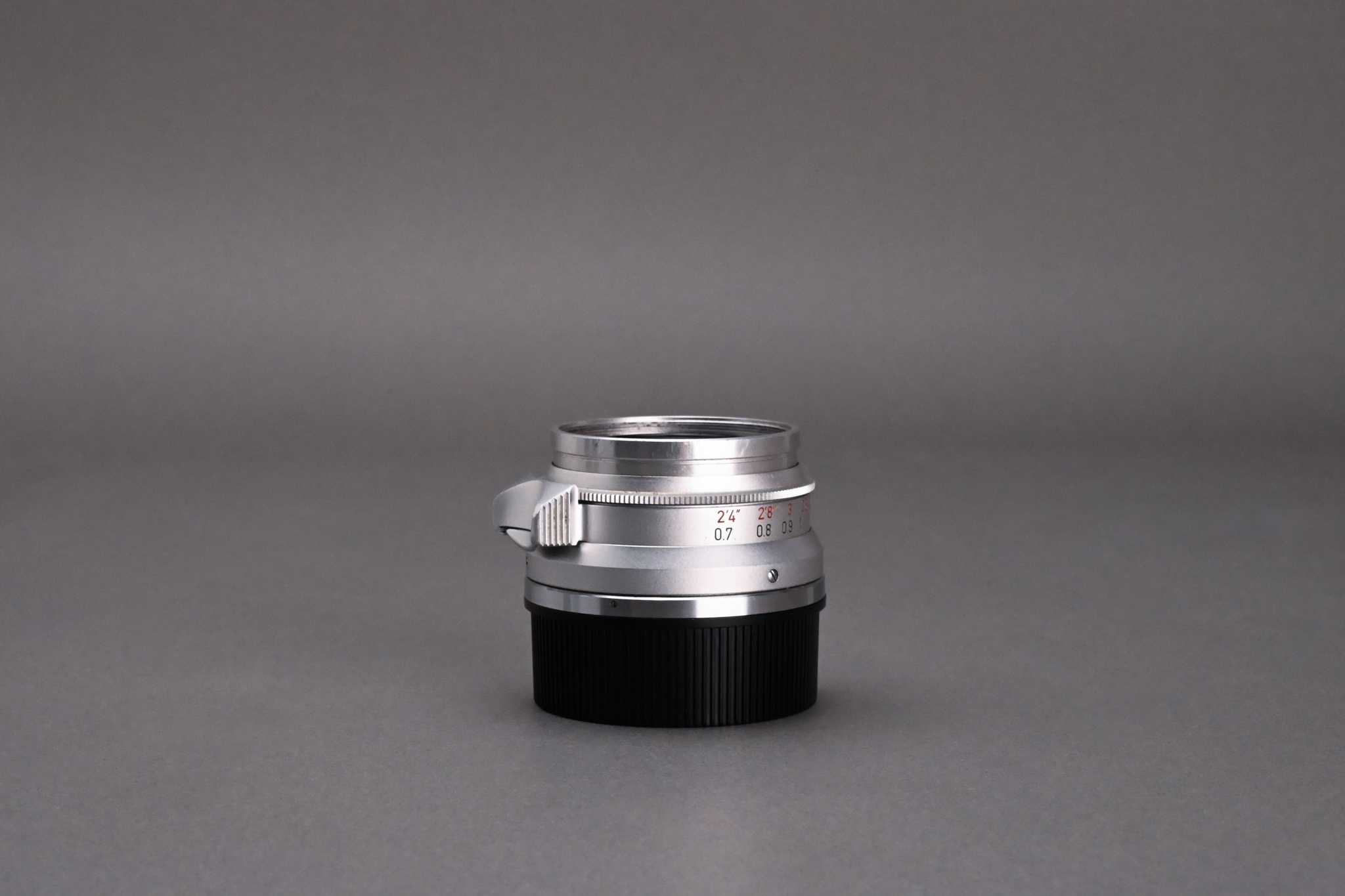Picture of Leica Summicron-M 35mm f/2 Ver.1 8-element Silver