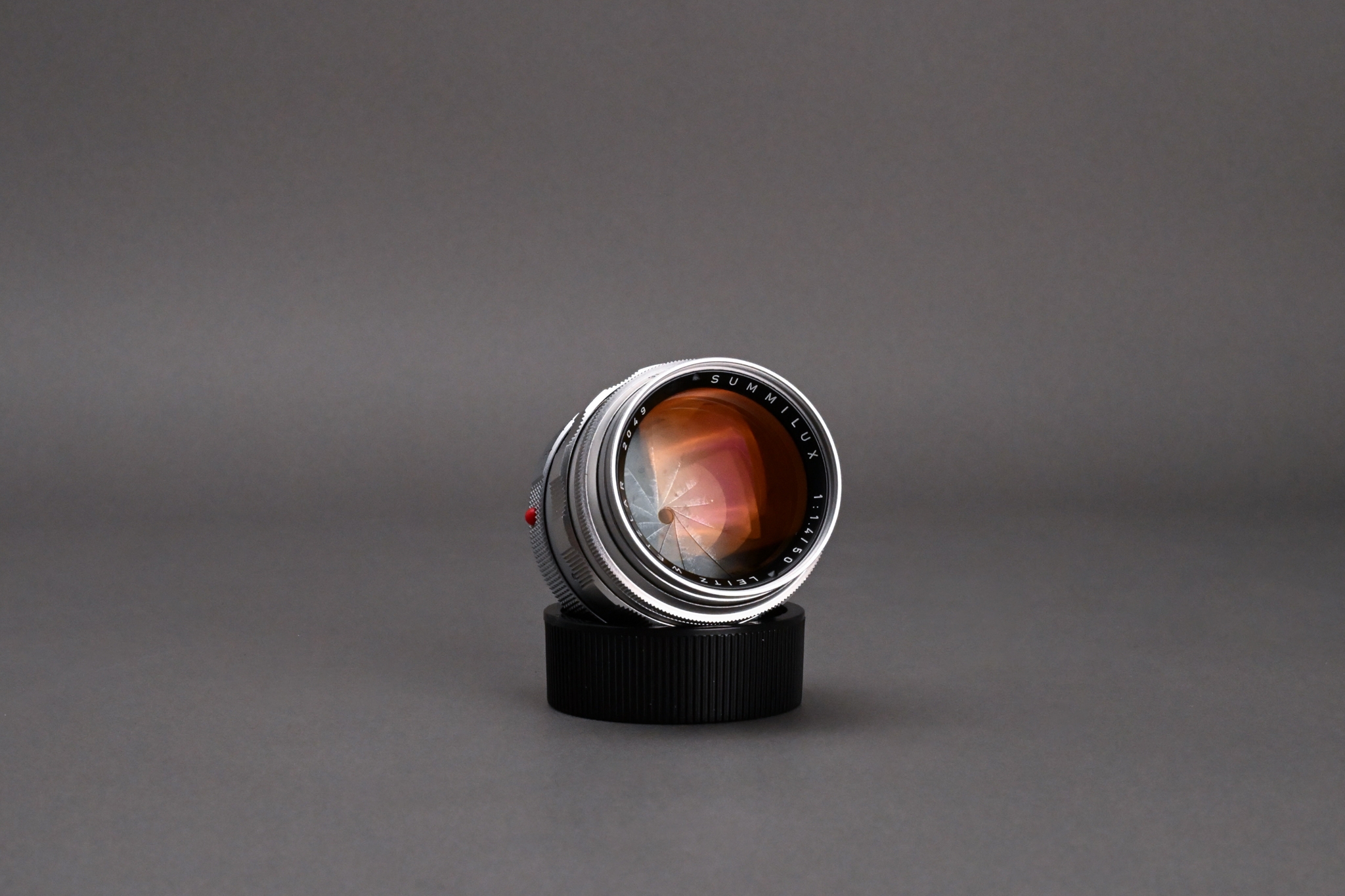 Picture of Leica Summilux-M 50mm f/1.4 Ver.2 Silver