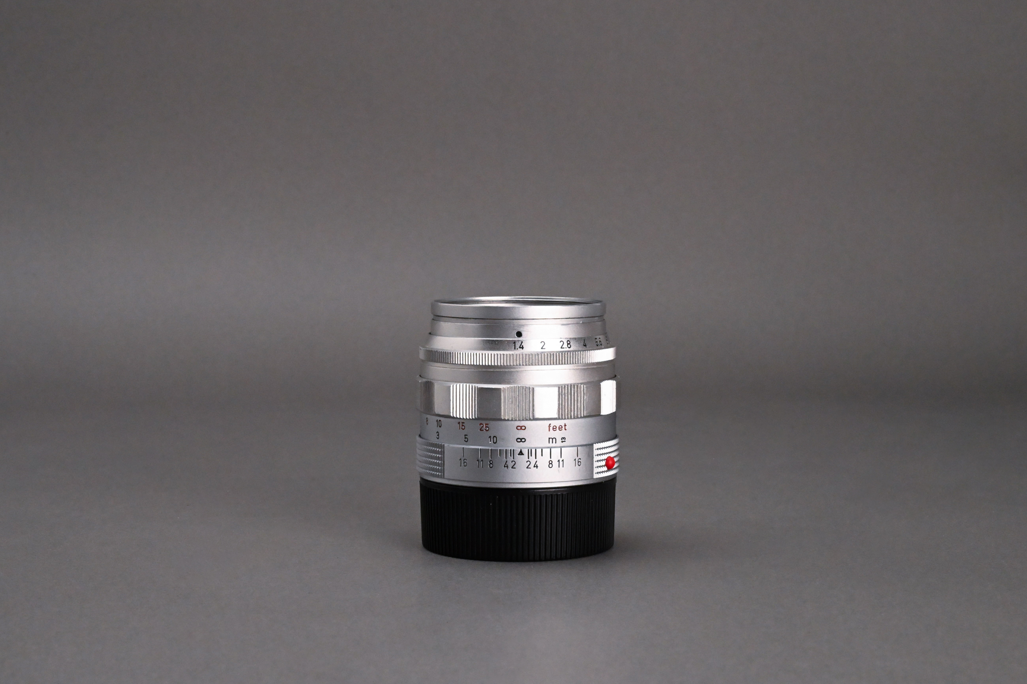 Picture of Leica Summilux-M 50mm f/1.4 Ver.2 Silver
