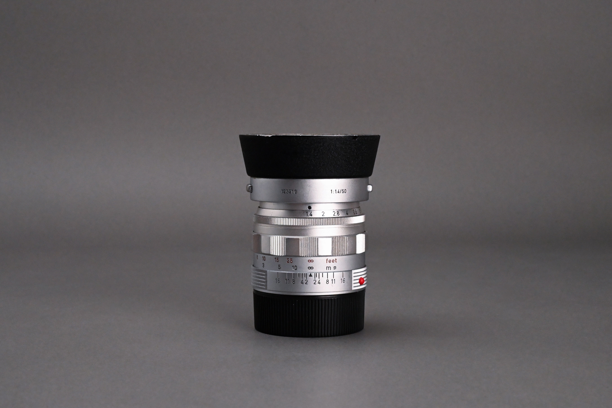Picture of Leica Summilux-M 50mm f/1.4 Ver.2 Silver