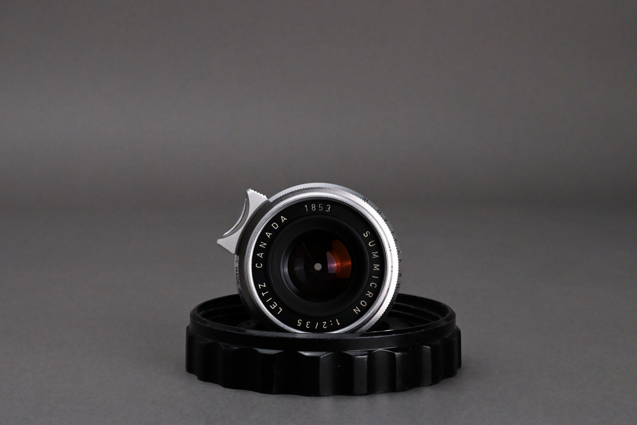 Picture of Leica Summicron 35mm f/2 Ver.1 8-element LTM