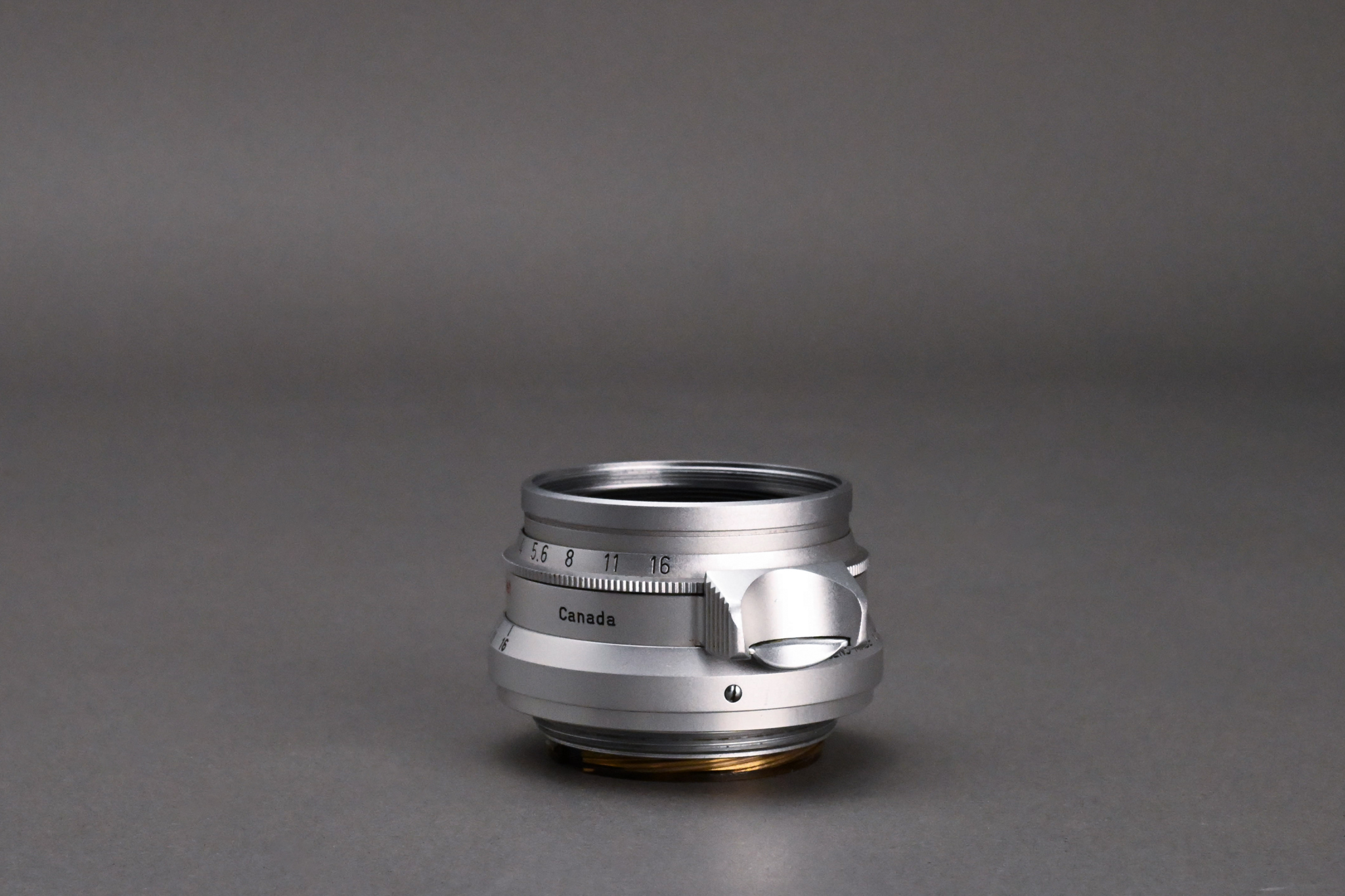 Picture of Leica Summicron 35mm f/2 Ver.1 8-element LTM
