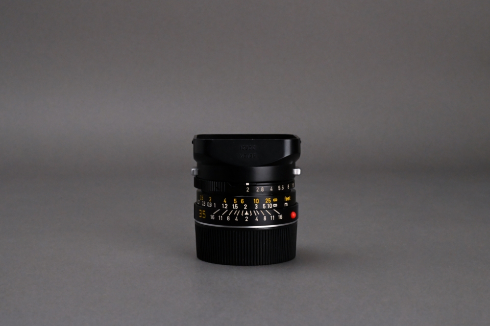 Picture of Leica Summicron-M 35mm f/2 Ver.4 7-element Canada Black Tiger Claw