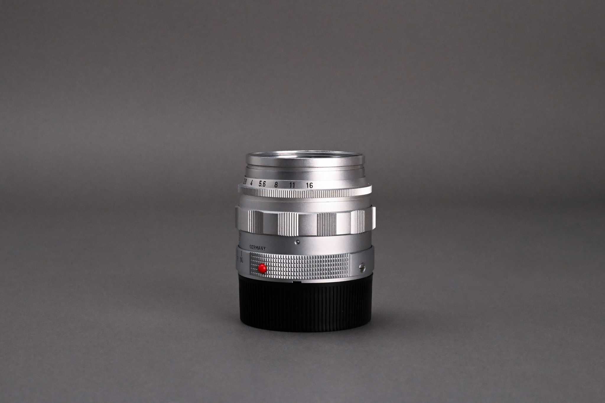 Picture of Leica Summilux-M 50mm f/1.4 Ver.2 E43 Silver