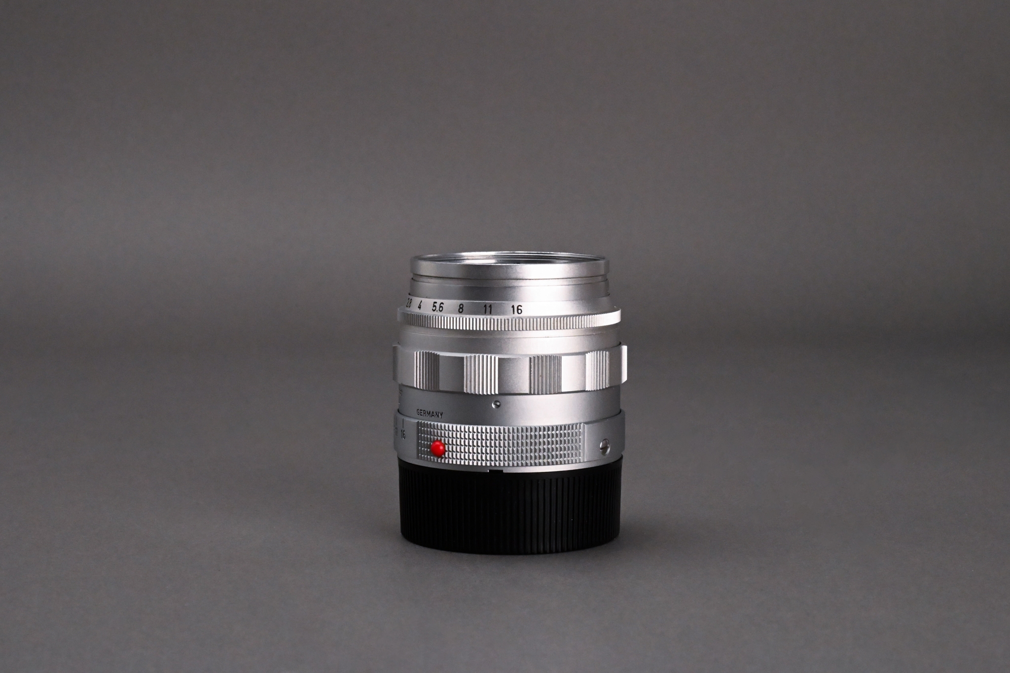 Picture of Leica Summilux-M 50mm f/1.4 Ver.2 E43 Silver