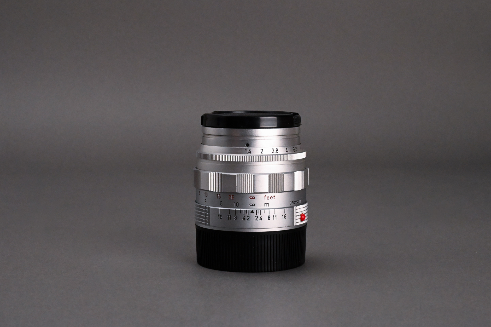 Picture of Leica Summilux-M 50mm f/1.4 Ver.2 E43 Silver