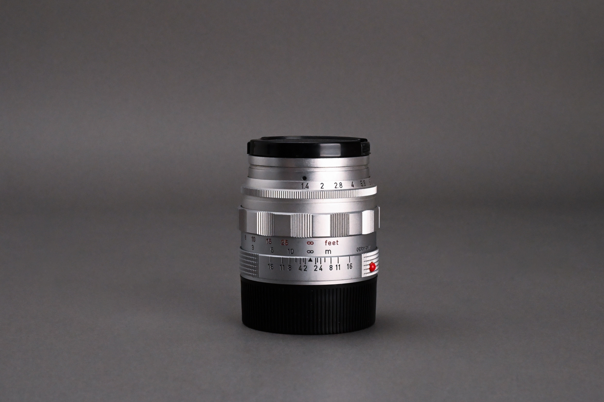 Picture of Leica Summilux-M 50mm f/1.4 Ver.2 E43 Silver