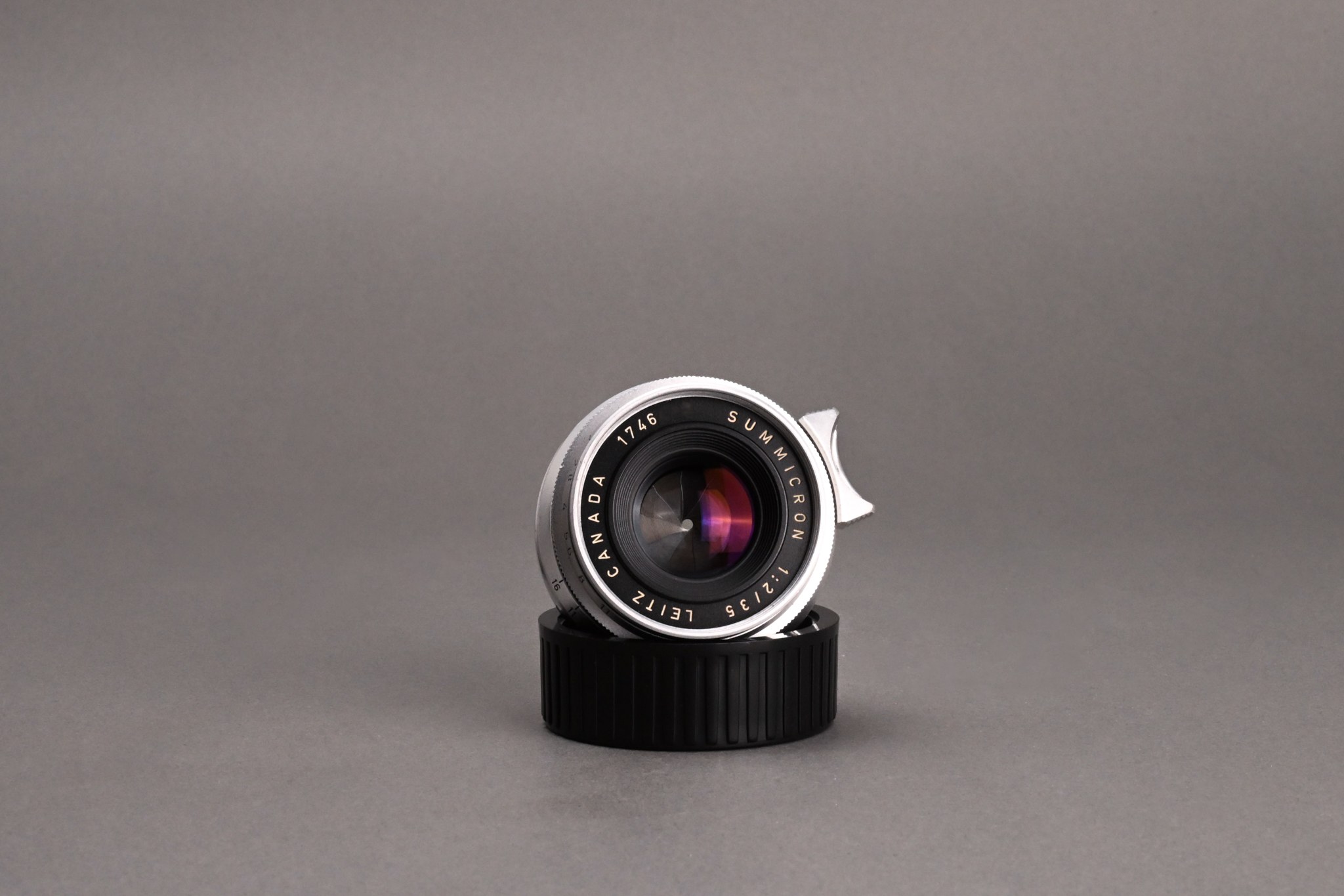 Picture of Leica Summicron-M 35mm f/2 Ver.1 8-element Silver Germany